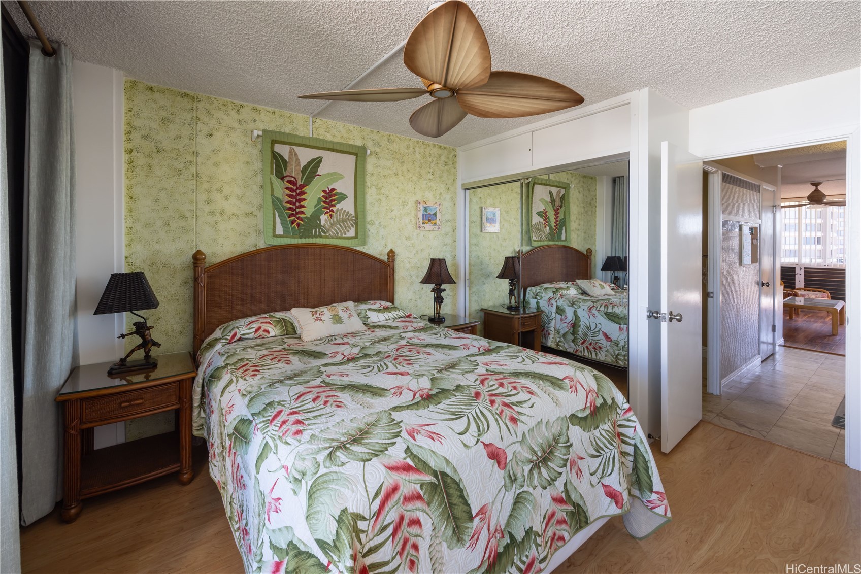 1720 Ala Moana Boulevard 1408A