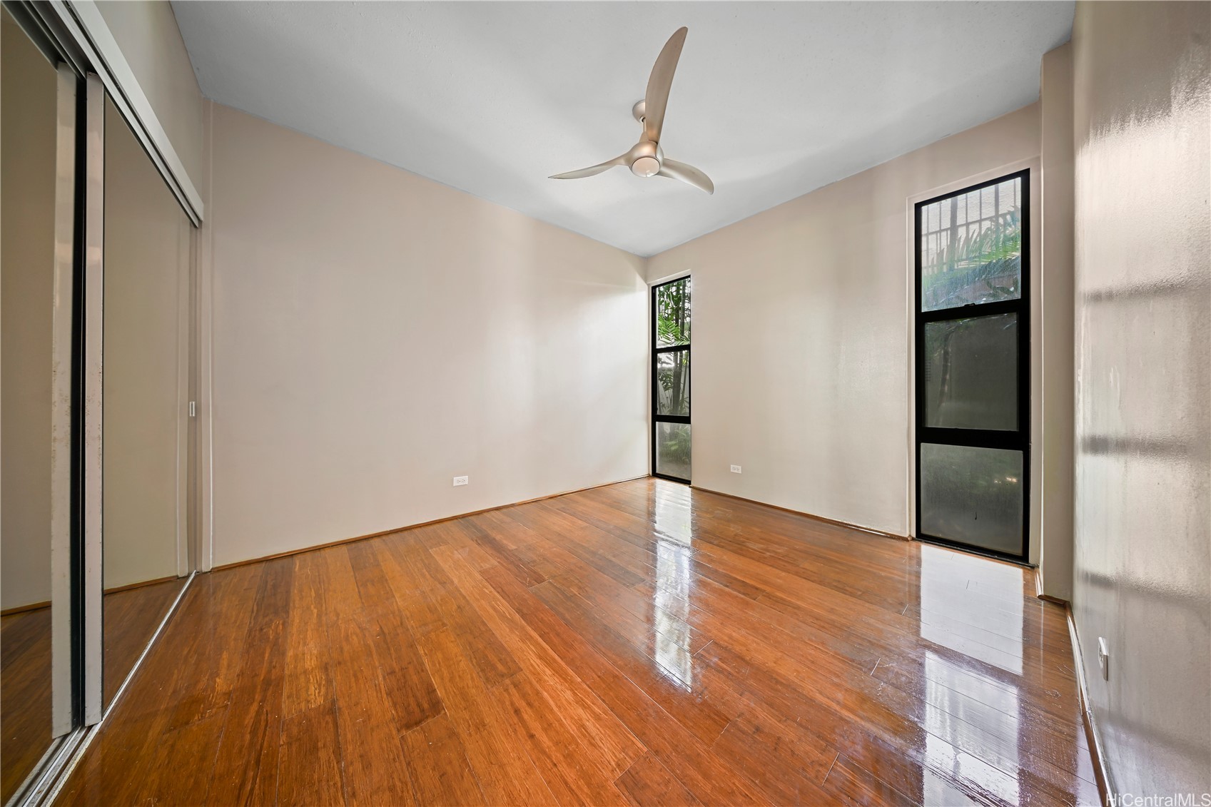 1030 Aoloa Place 5/105B