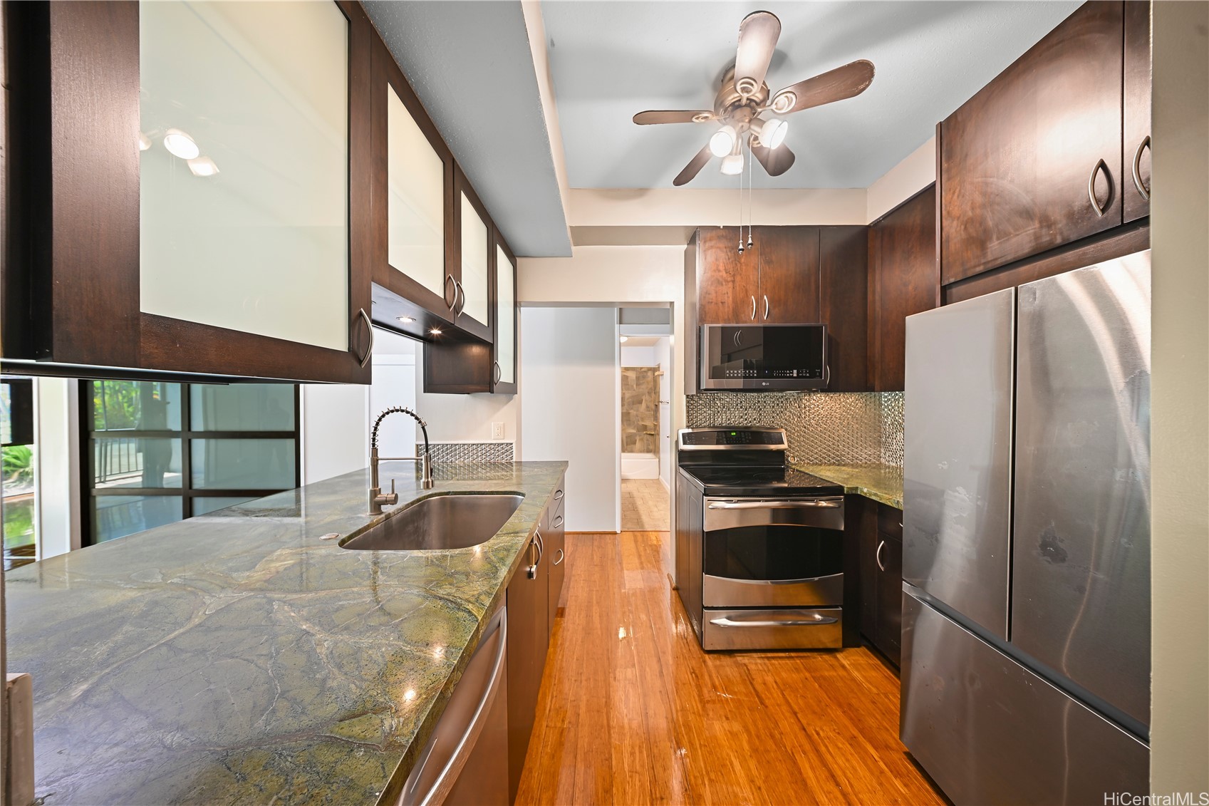 1030 Aoloa Place 5/105B