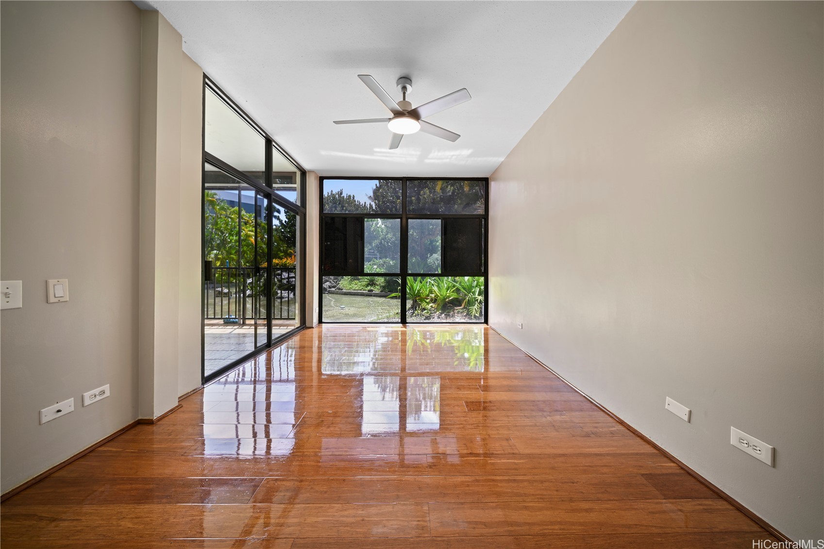 1030 Aoloa Place 5/105B