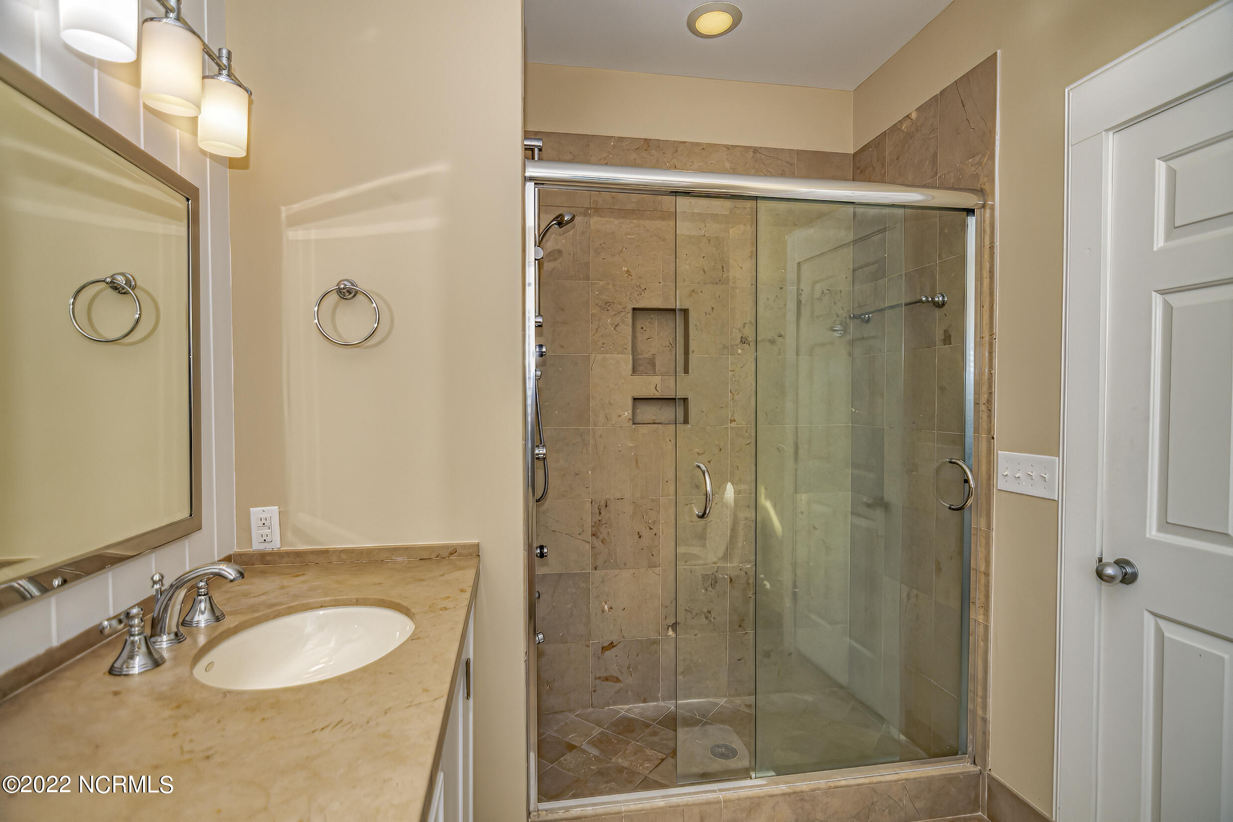 12 Isle Of Skye Crescent