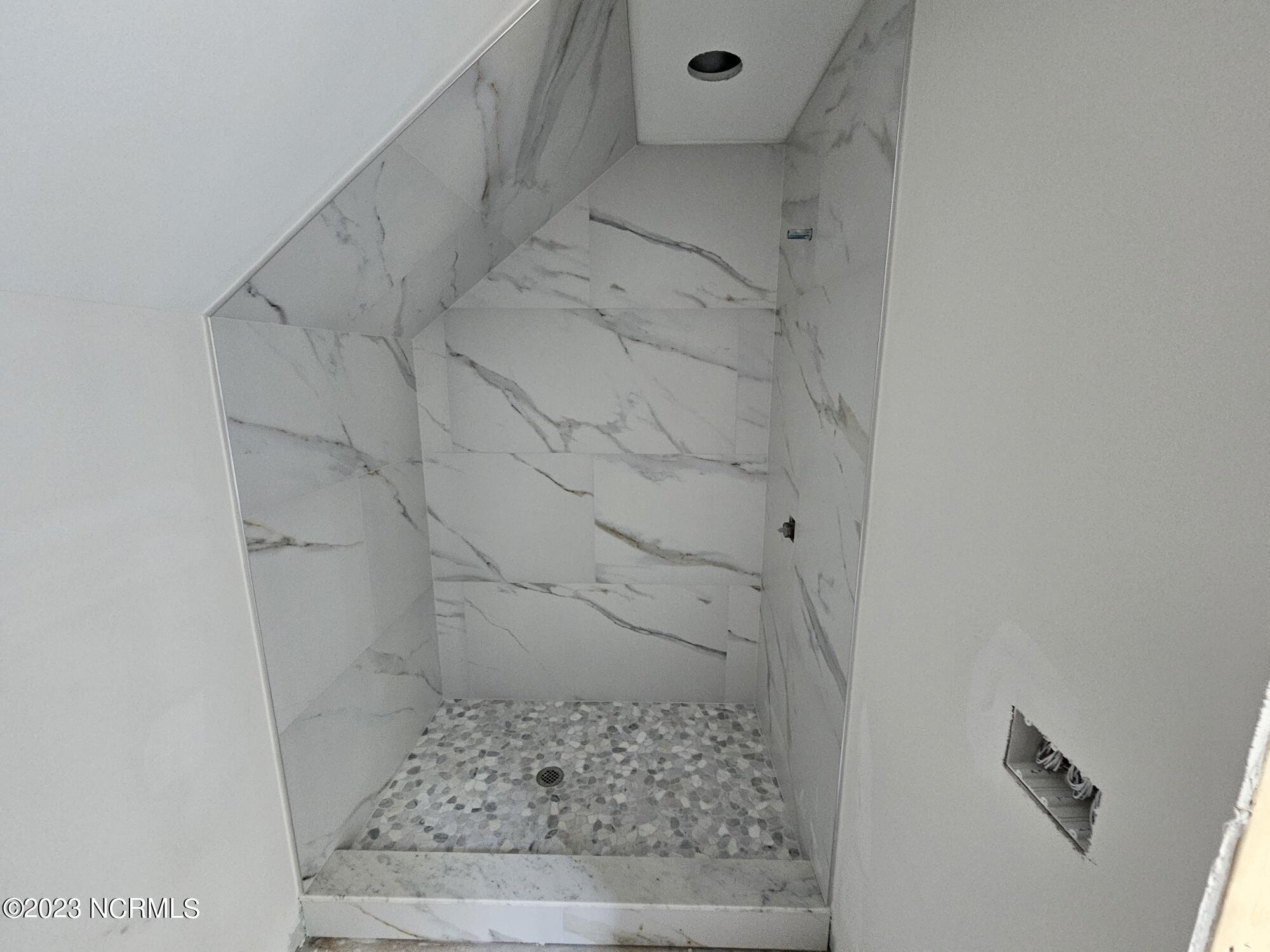 16 Fort Holmes Trail