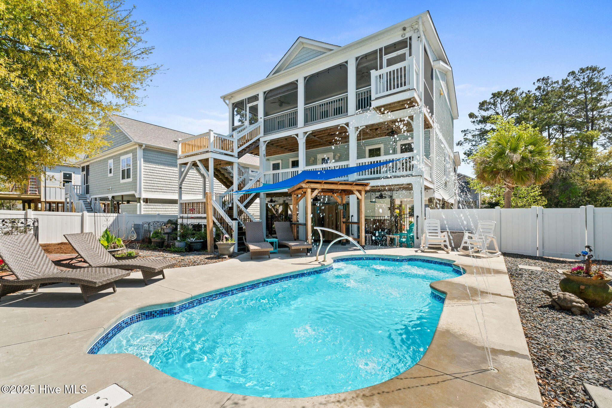 333 NE 48th Street