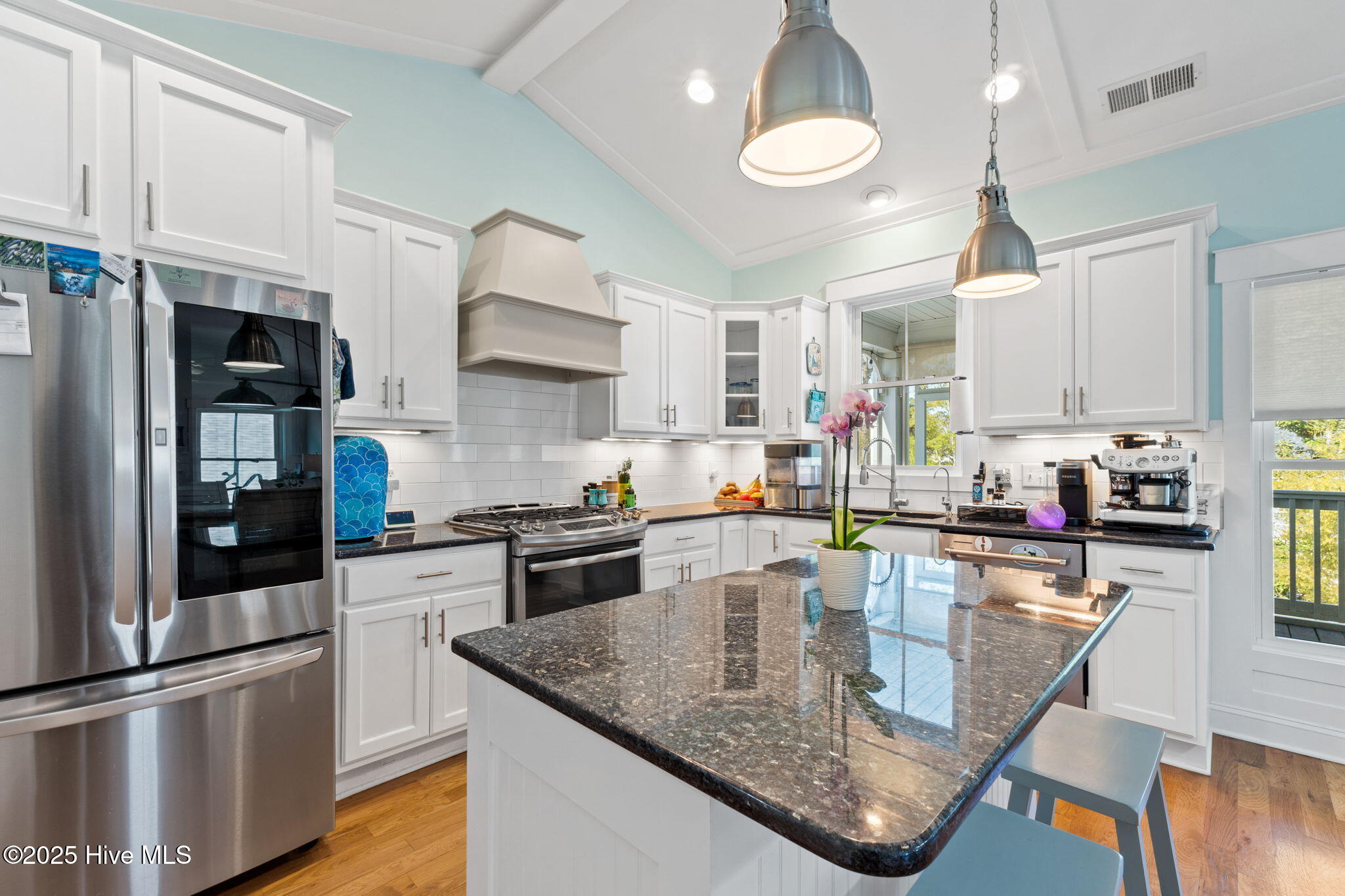 333 NE 48th Street