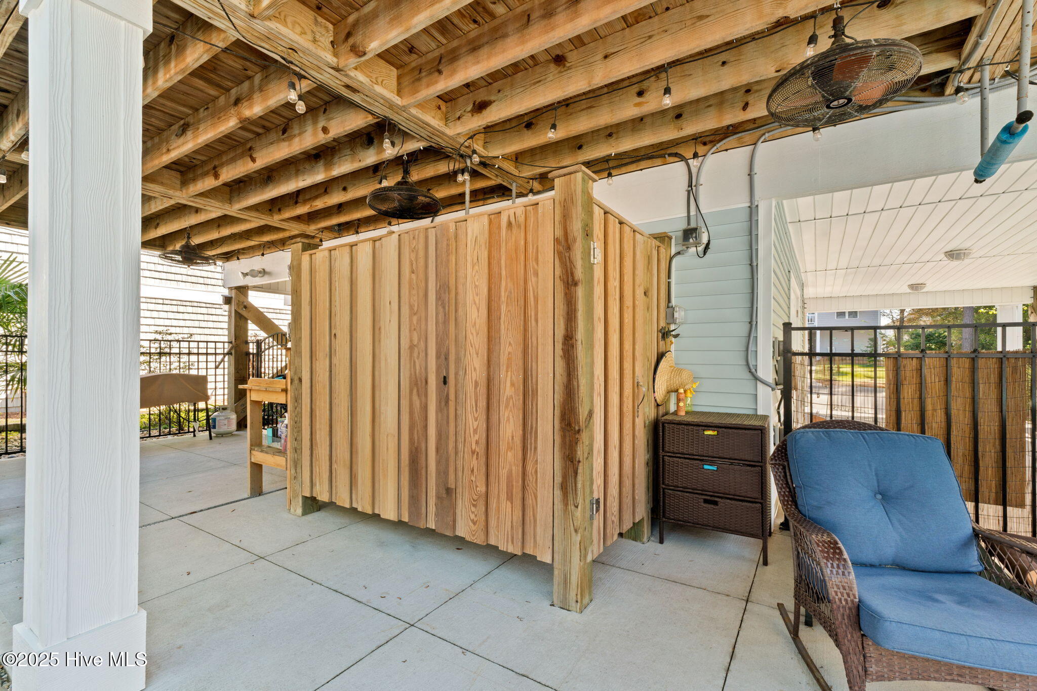 333 NE 48th Street