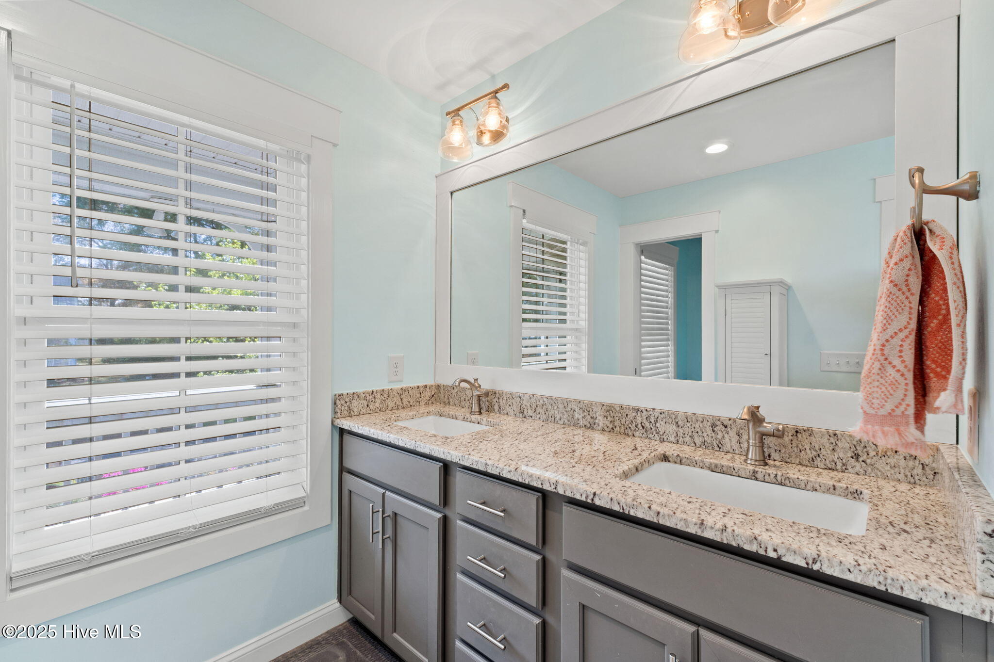 333 NE 48th Street