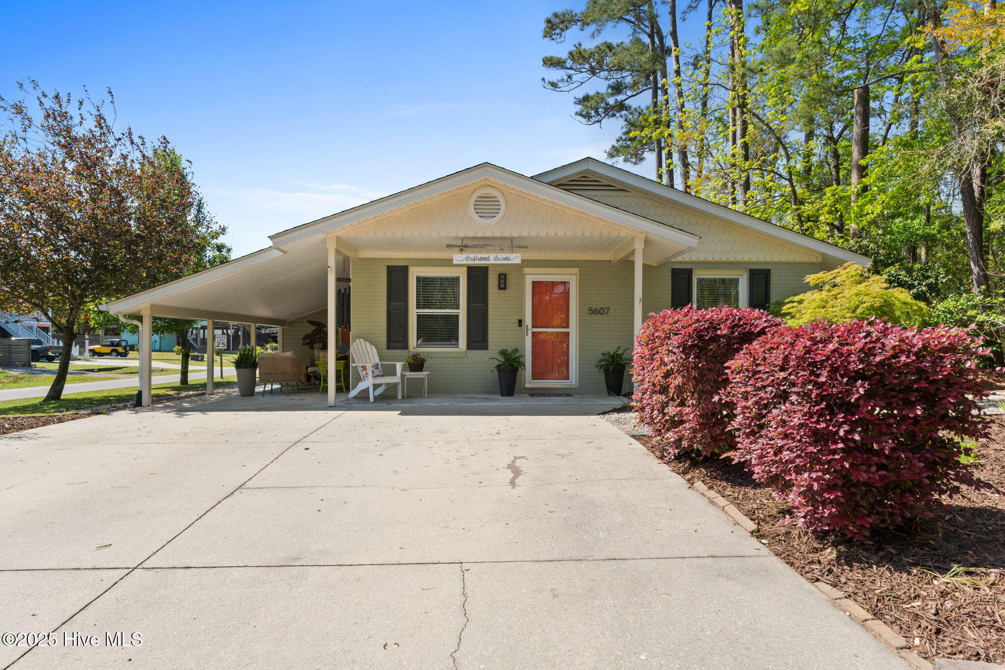 5607 E Yacht Drive