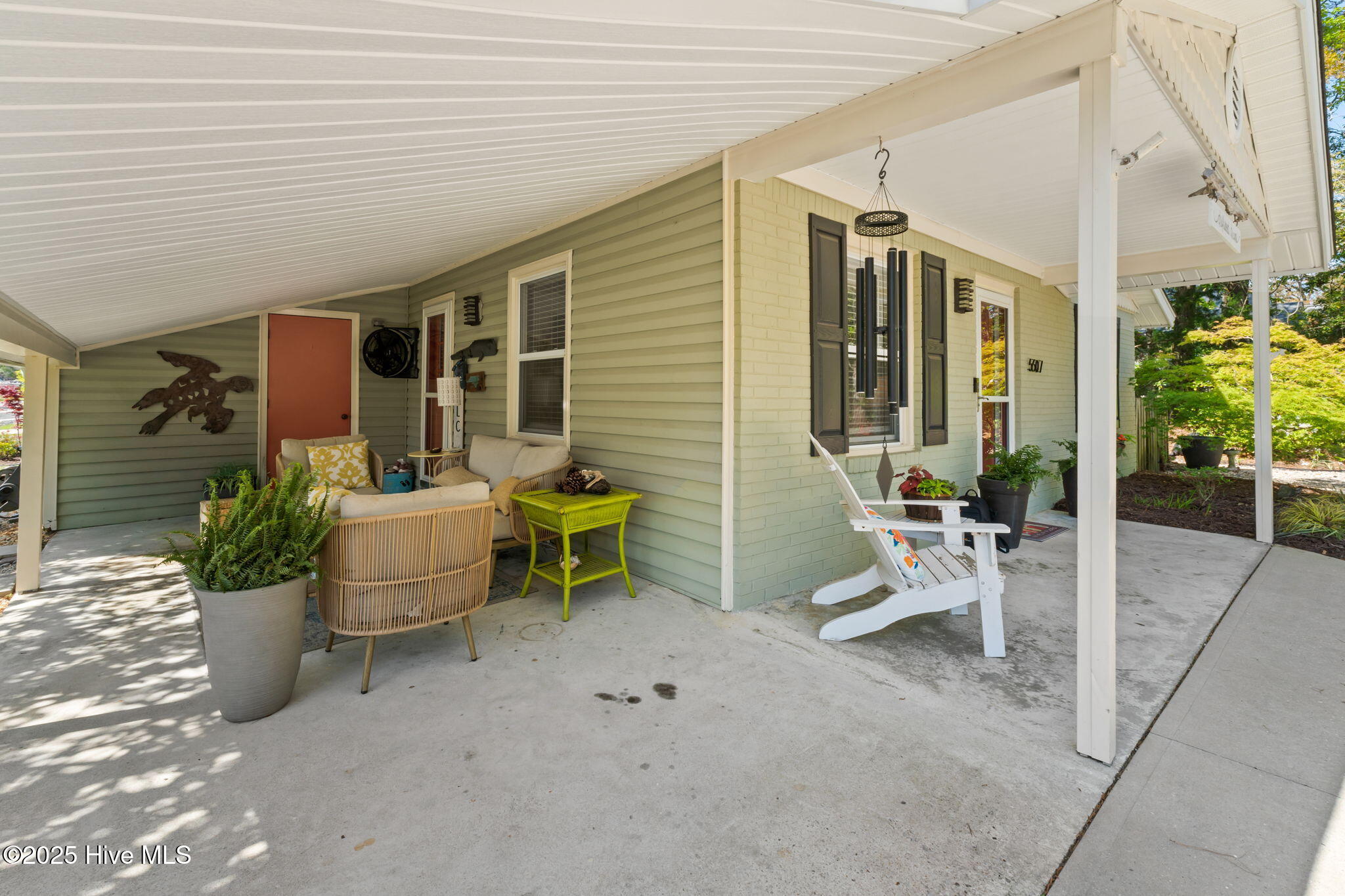 5607 E Yacht Drive