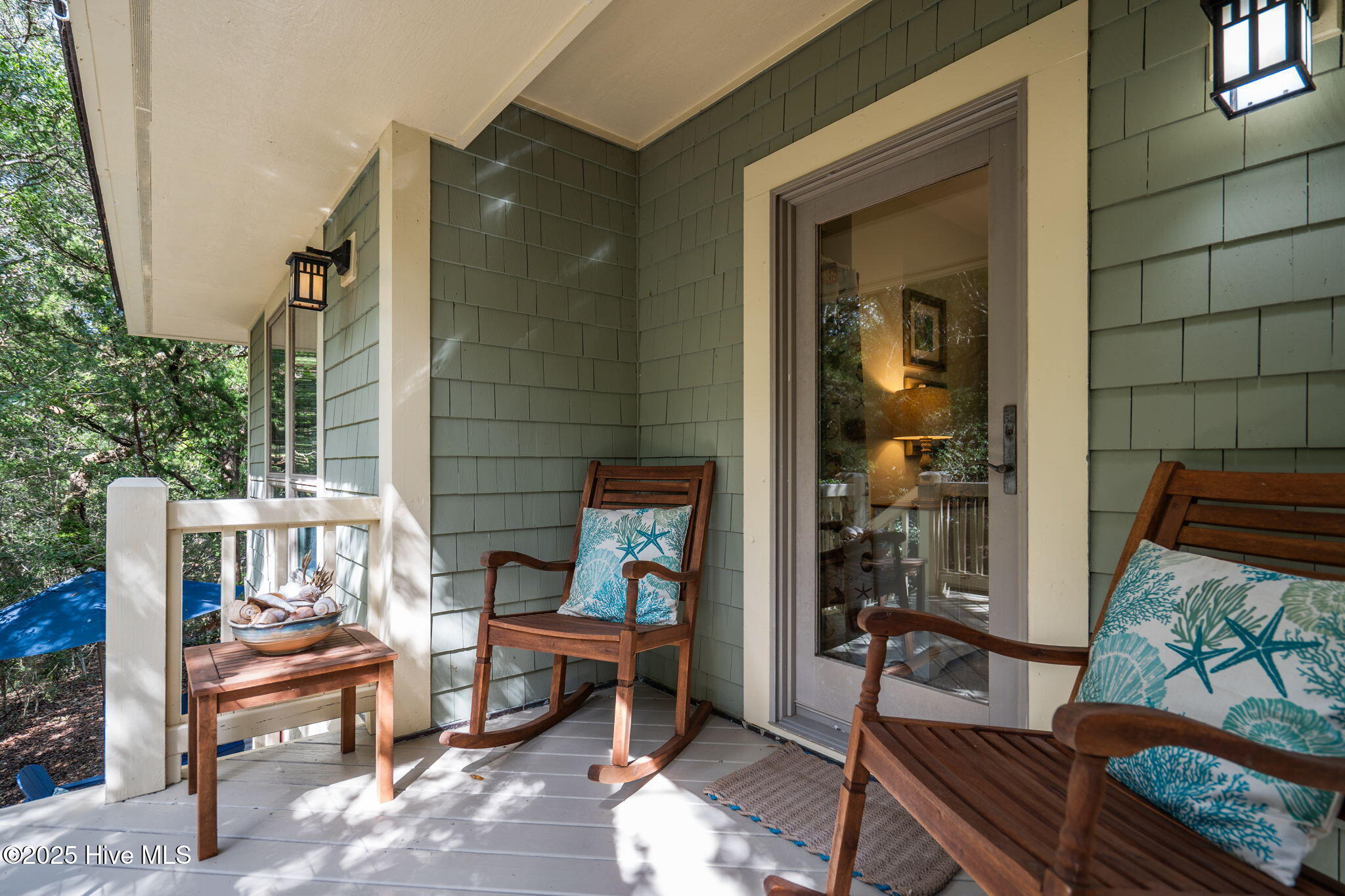 30 Three Flipper Trail