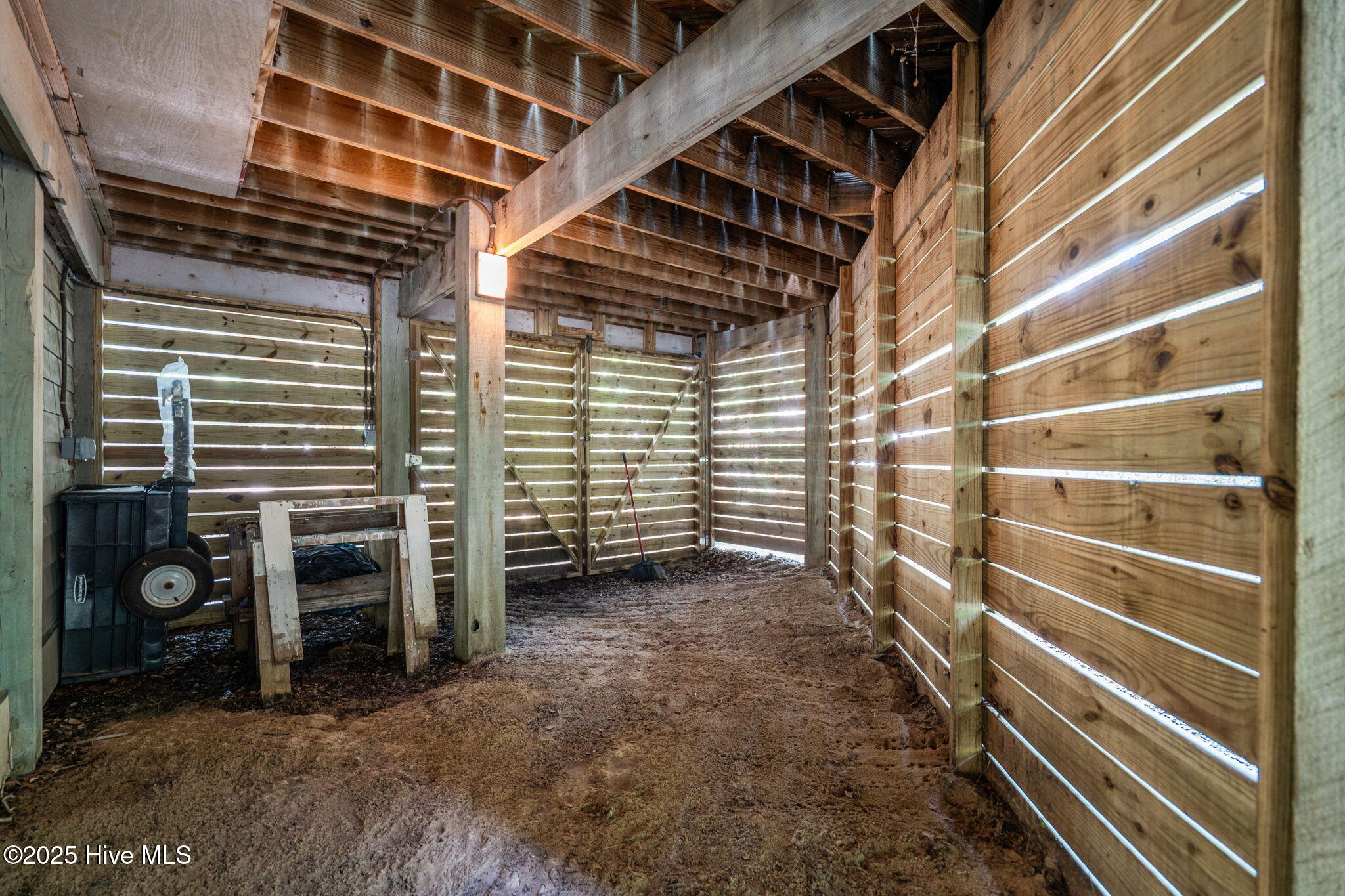 30 Three Flipper Trail