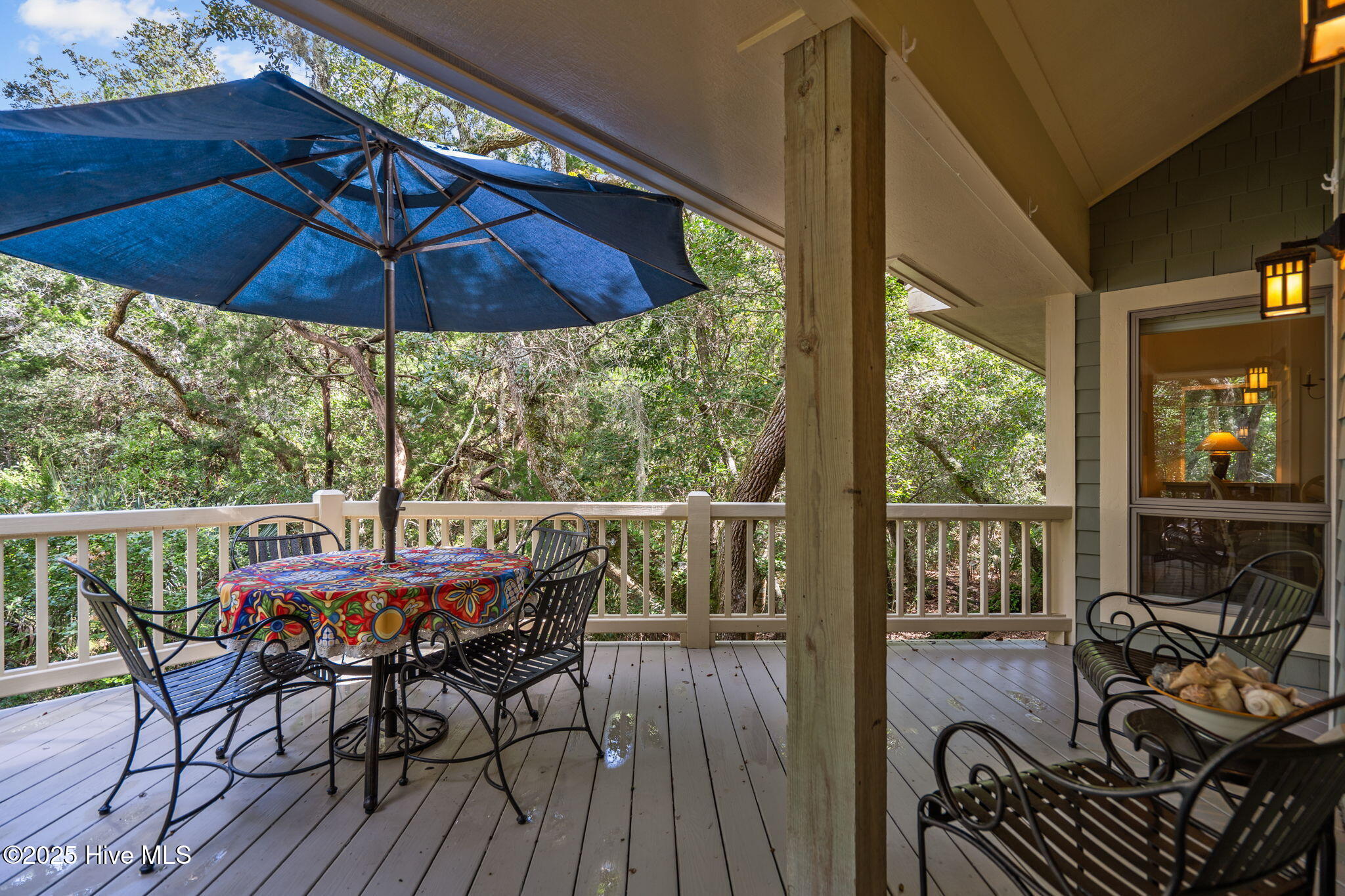 30 Three Flipper Trail