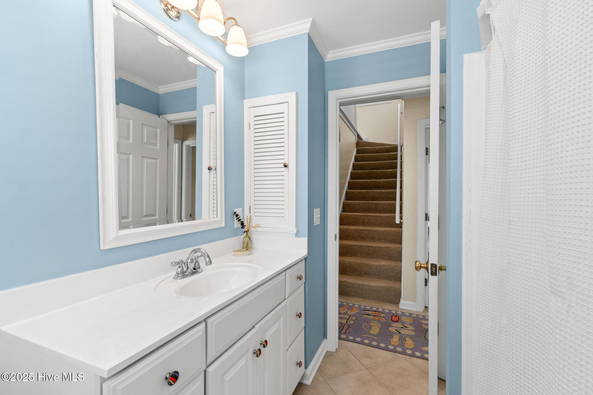 6 Coots Court