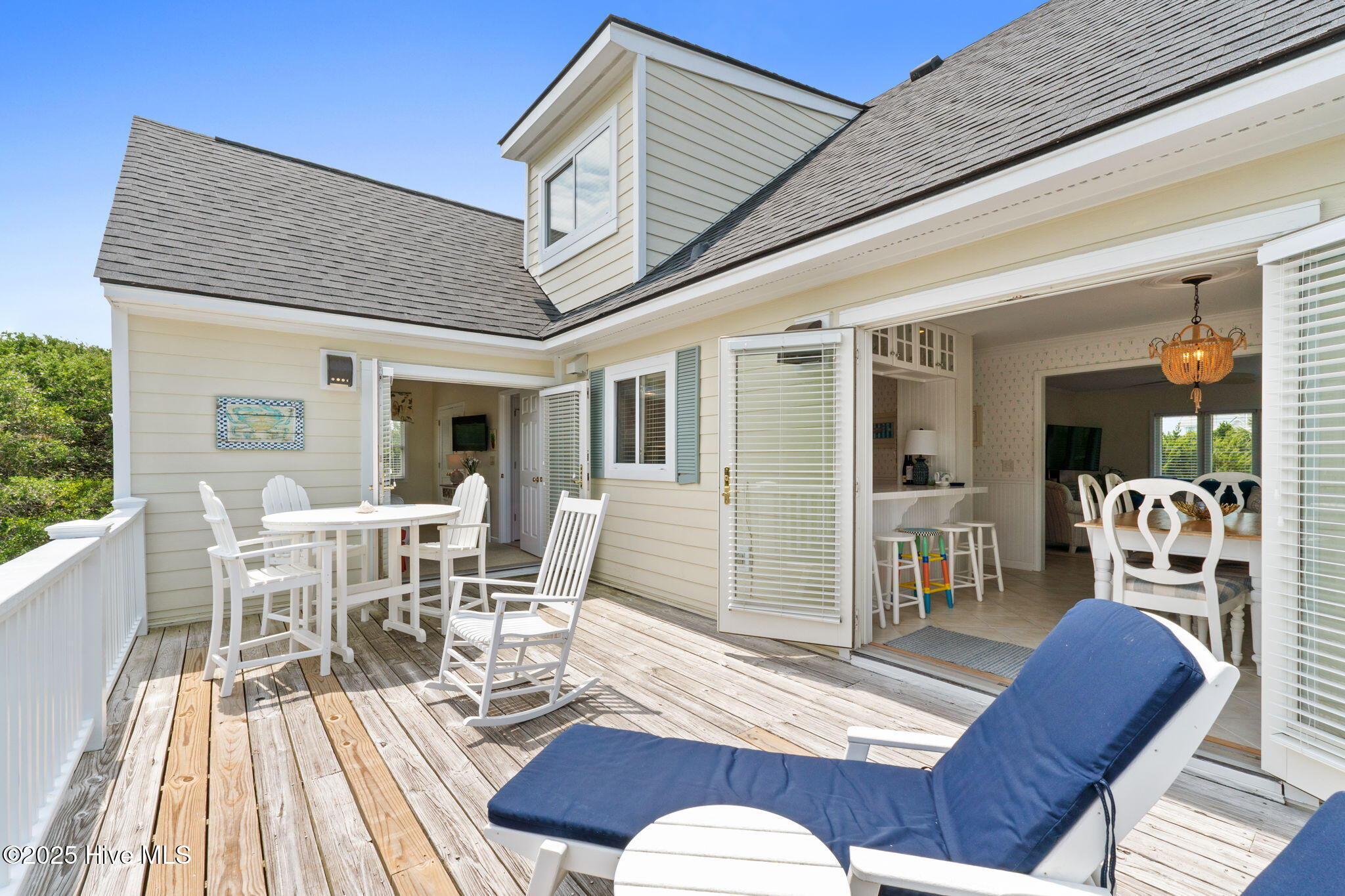 6 Coots Court