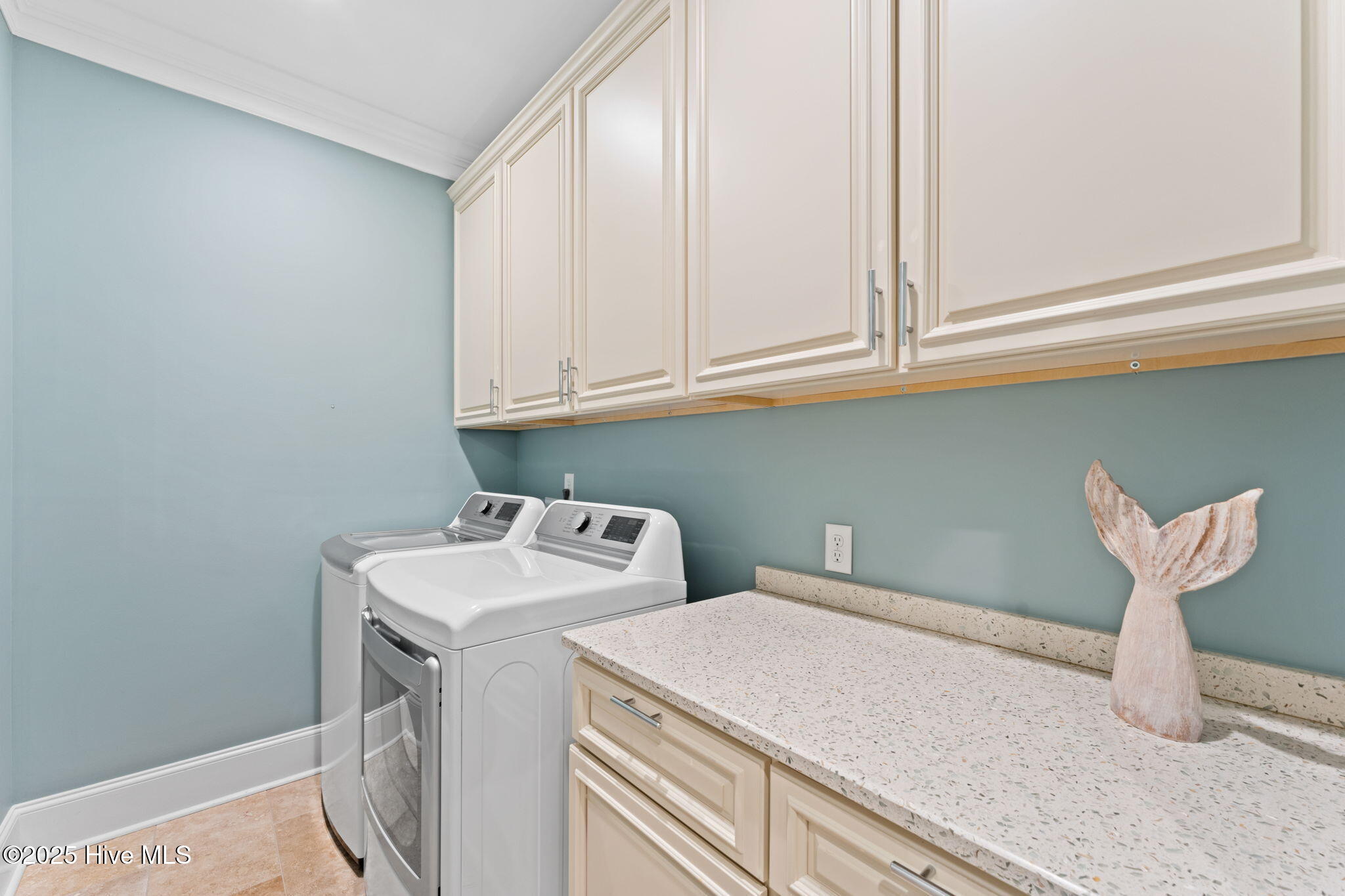 114 Lucas Cove