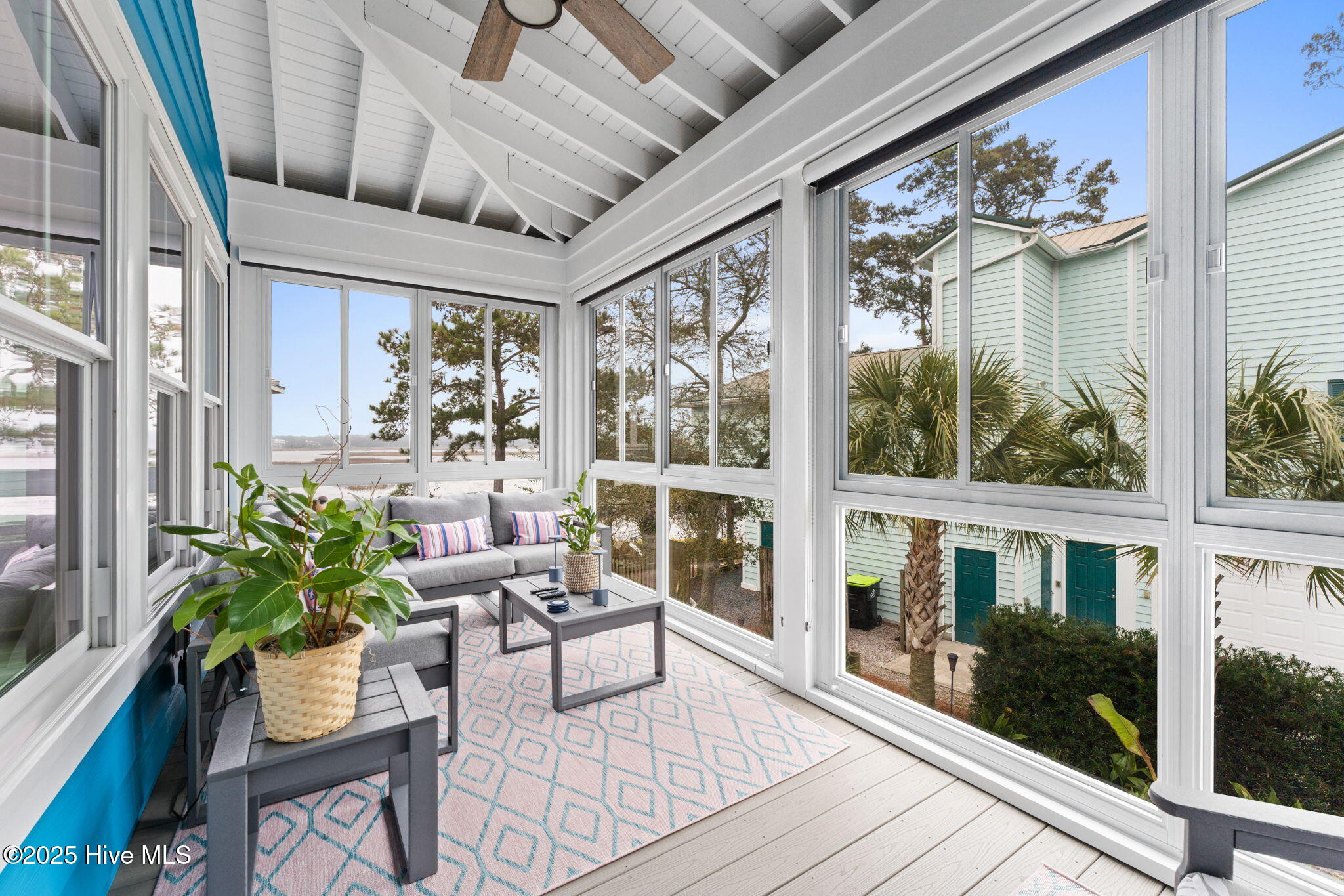 114 Lucas Cove