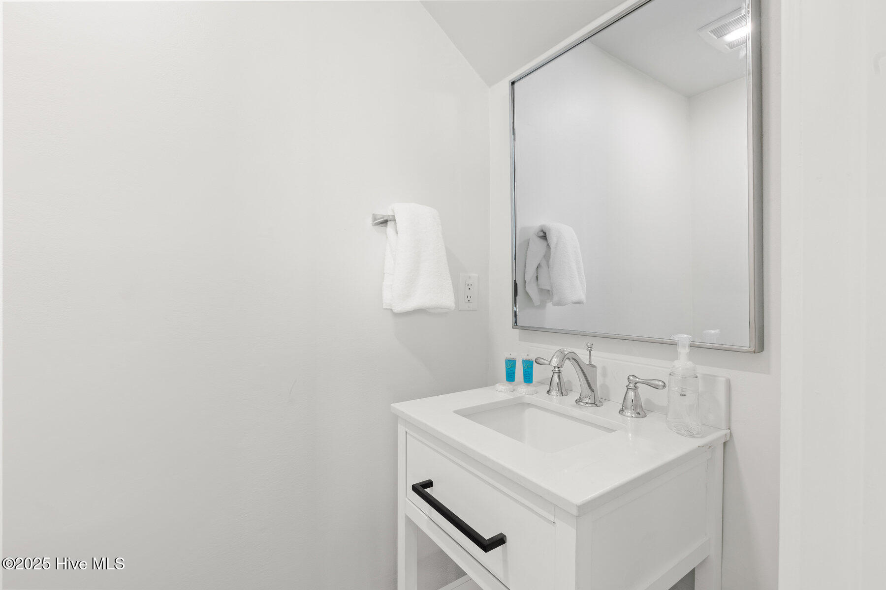 305 S Bald Head Wynd, Unit 16