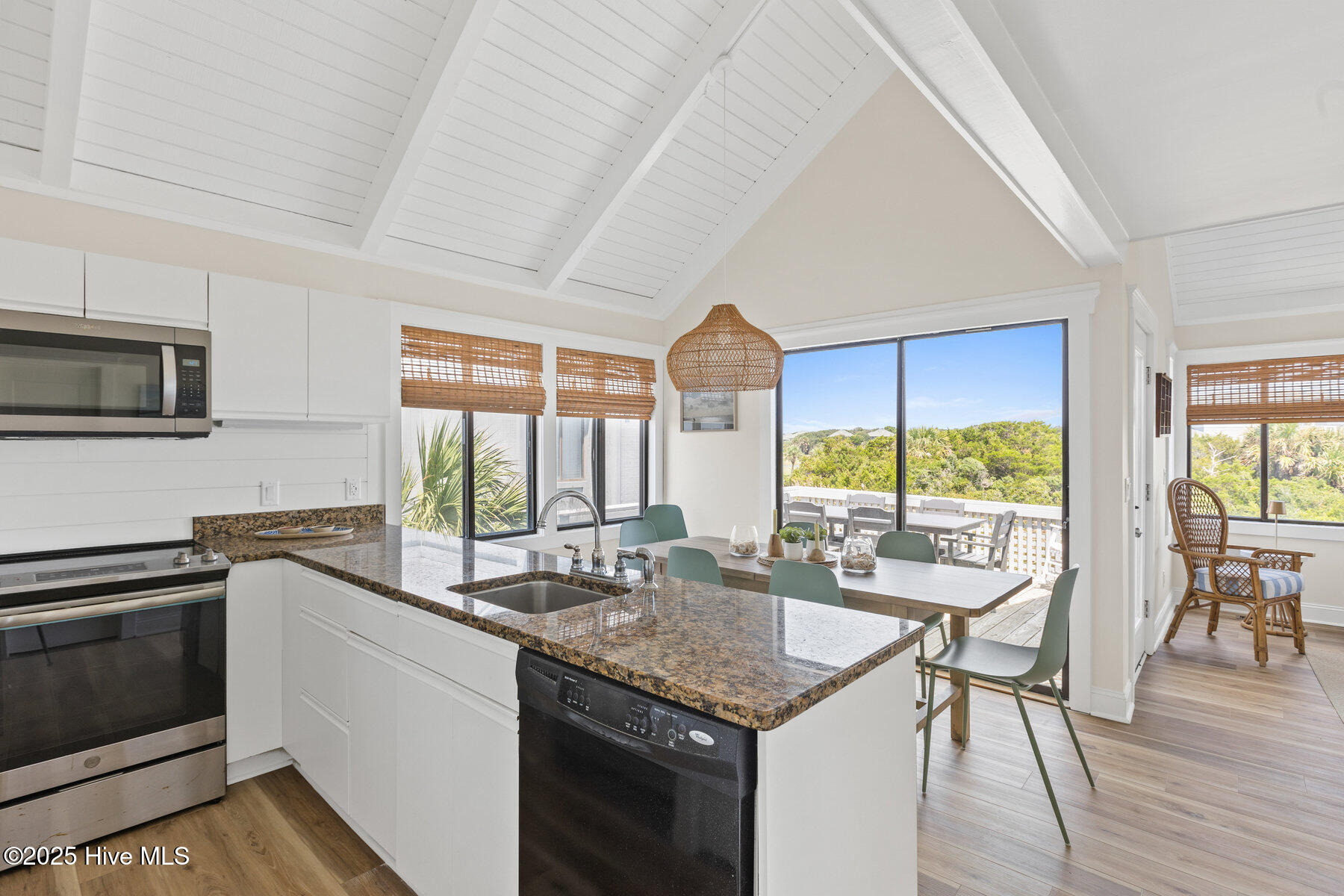 305 S Bald Head Wynd 16