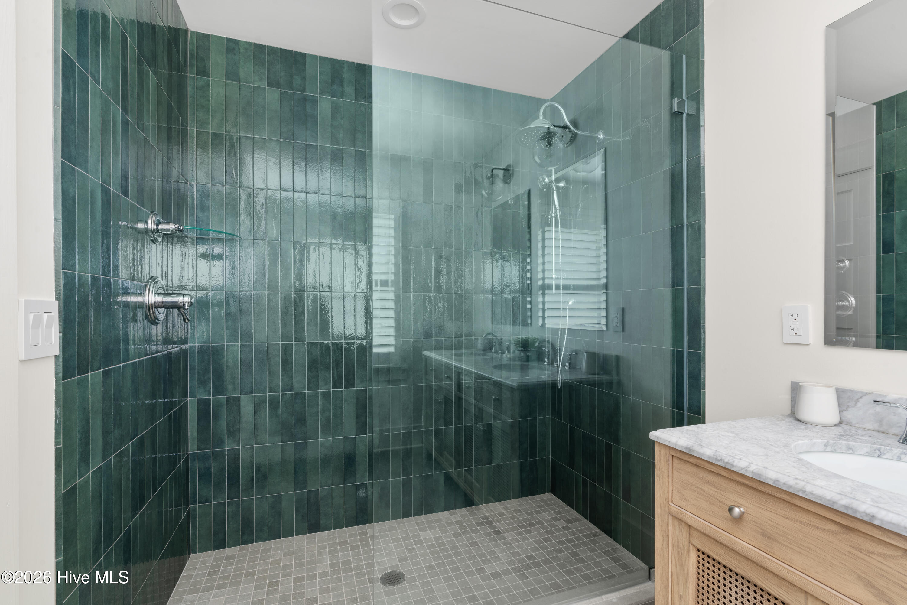 12 Scotch Bonnet Lane