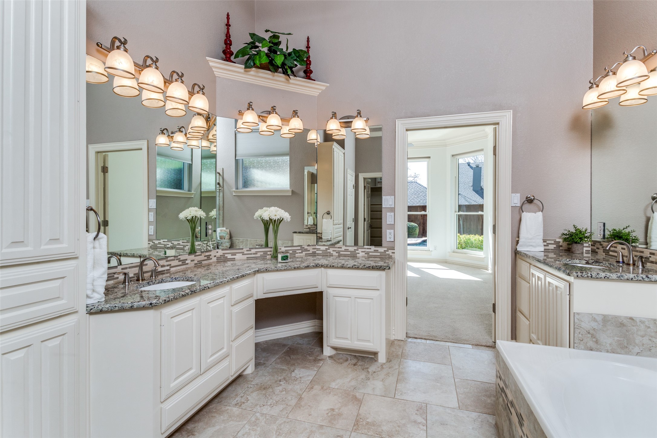 2762 Mesquite Lane