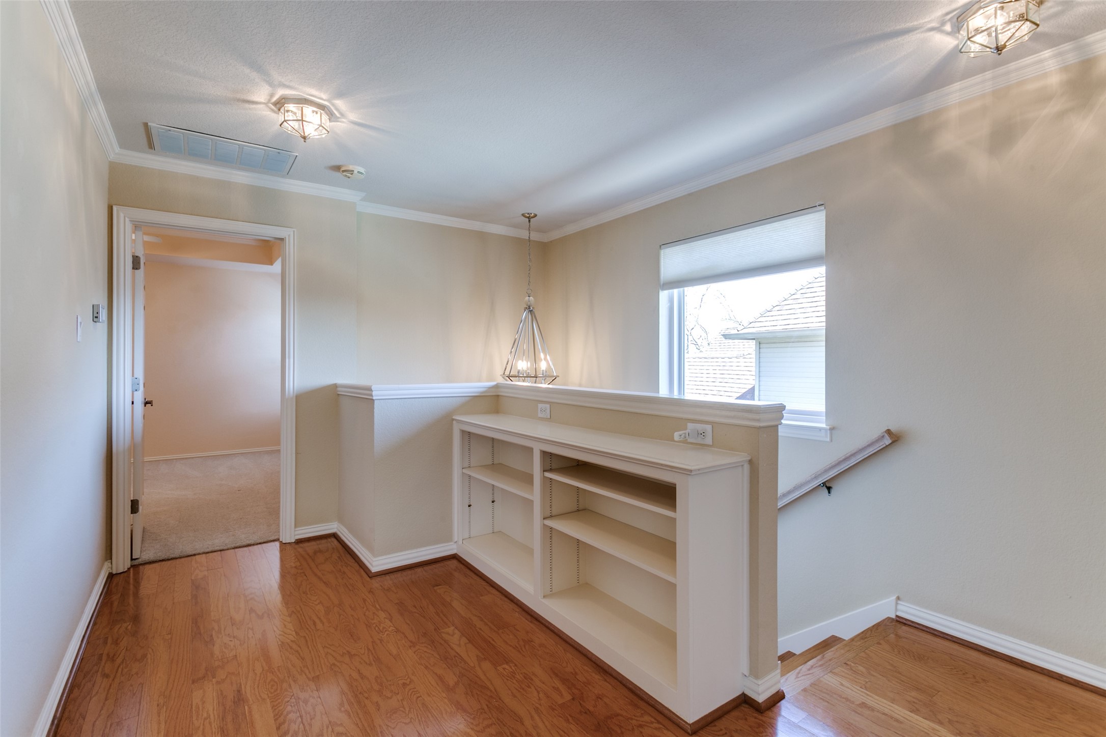 2762 Mesquite Lane