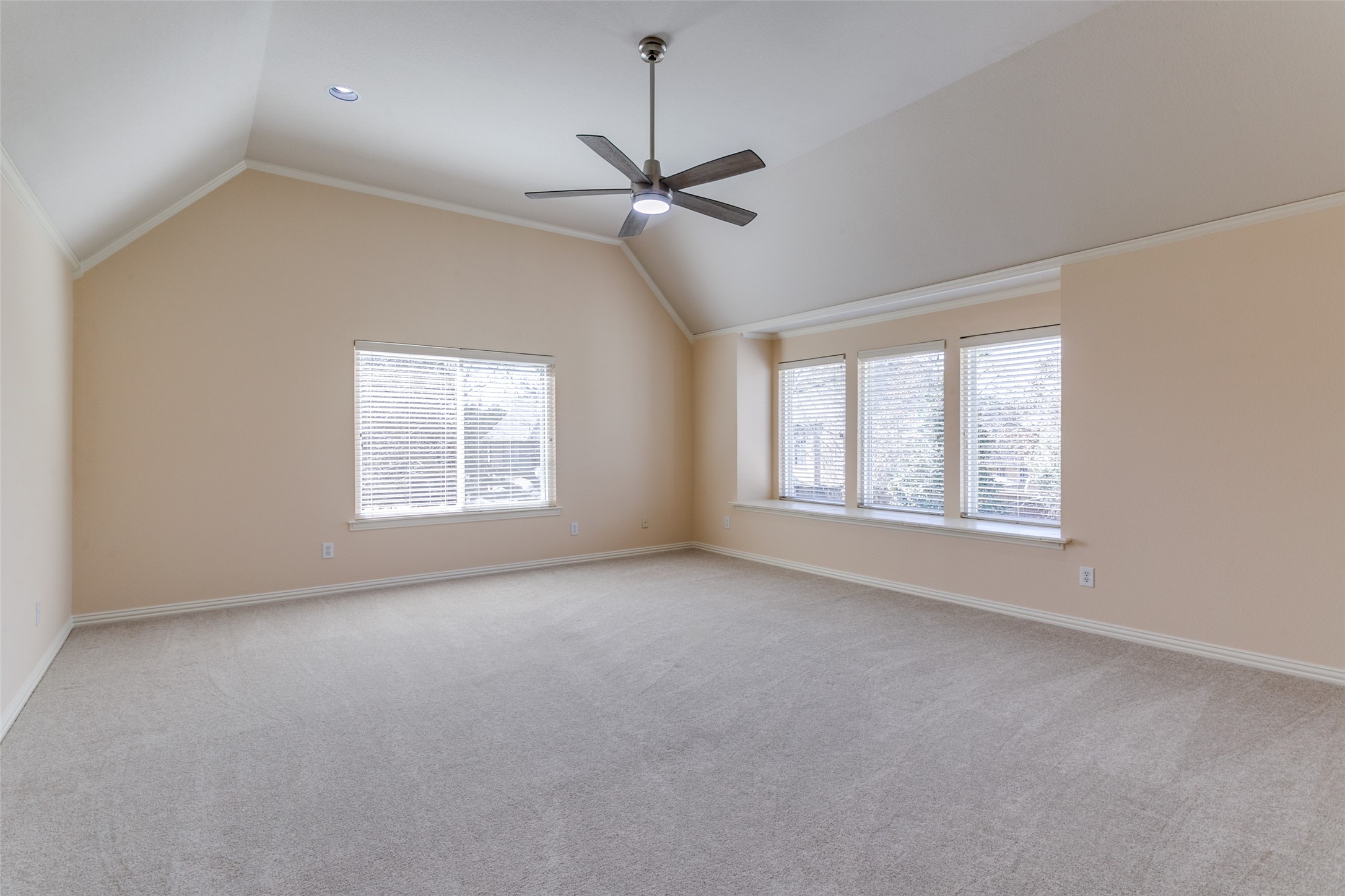 2762 Mesquite Lane