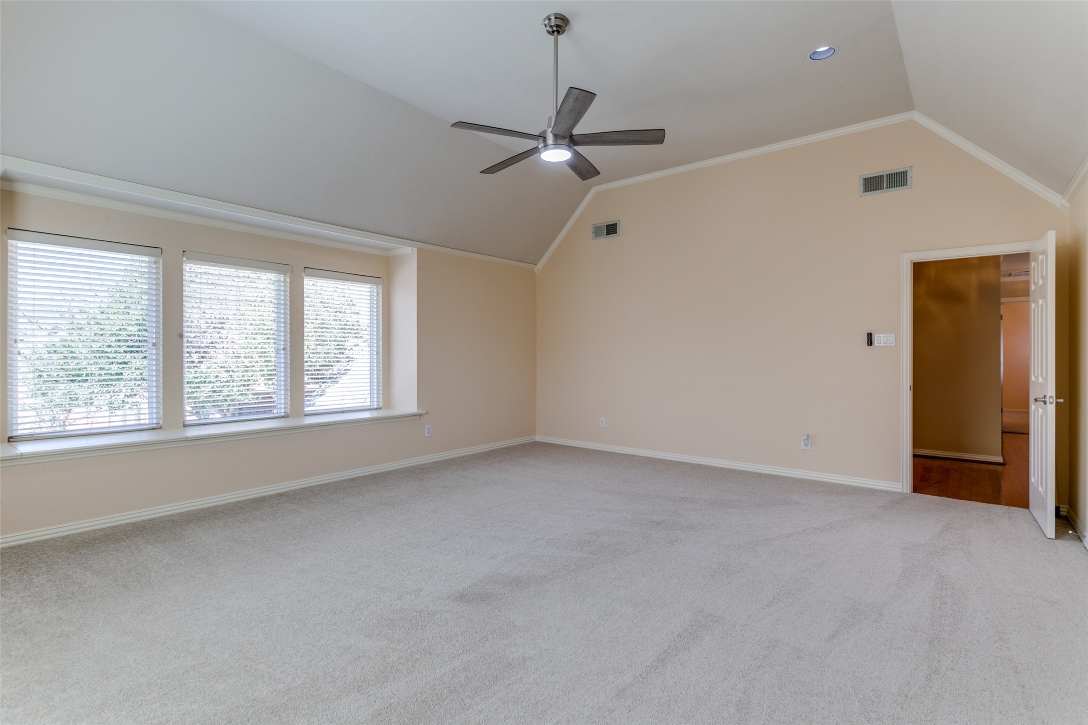 2762 Mesquite Lane