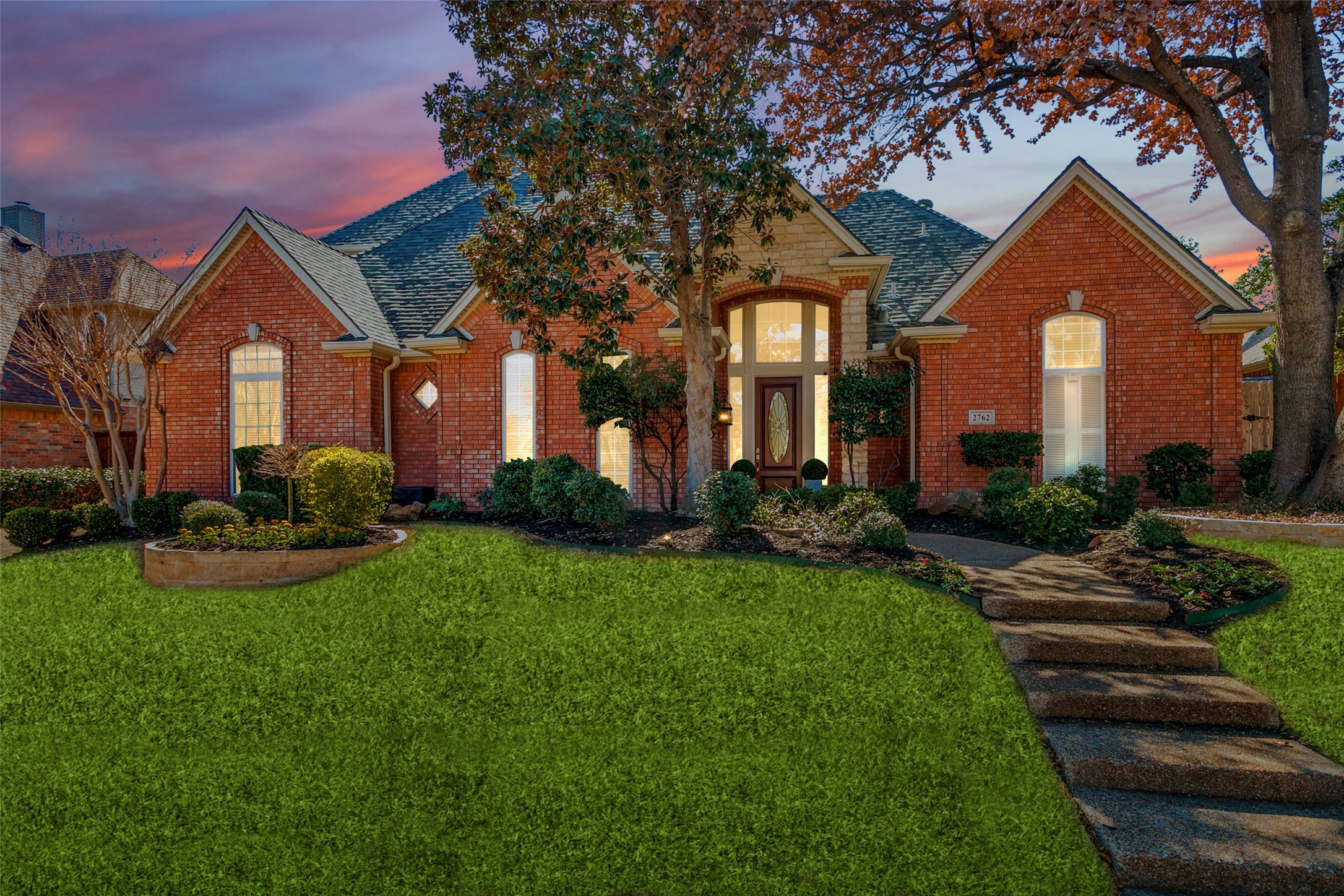 2762 Mesquite Lane