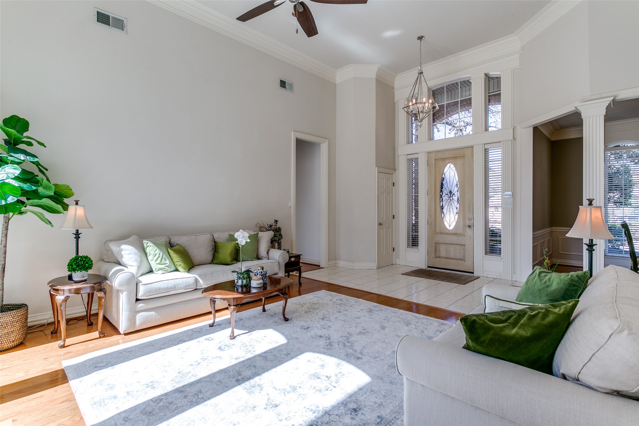 2762 Mesquite Lane