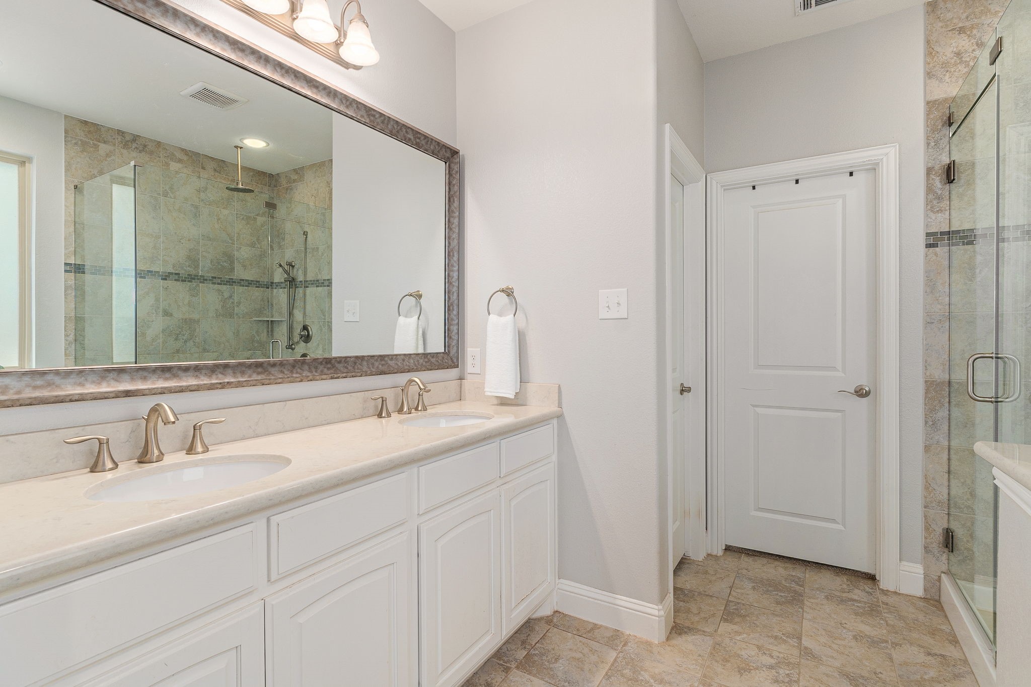15613 Pioneer Bluff Trail