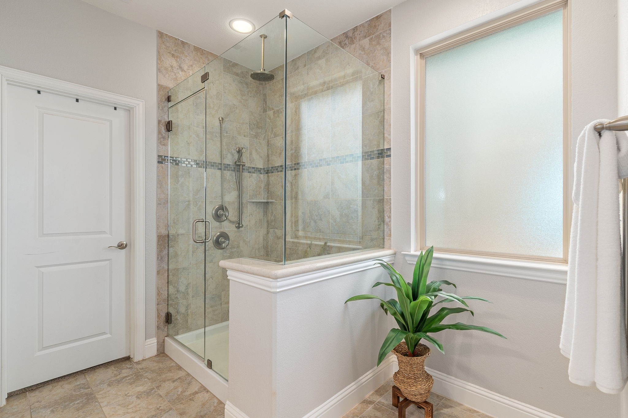 15613 Pioneer Bluff Trail