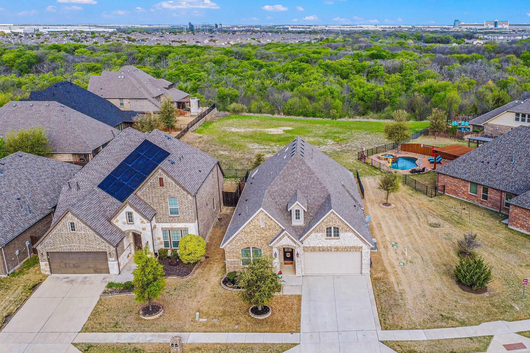 15613 Pioneer Bluff Trail