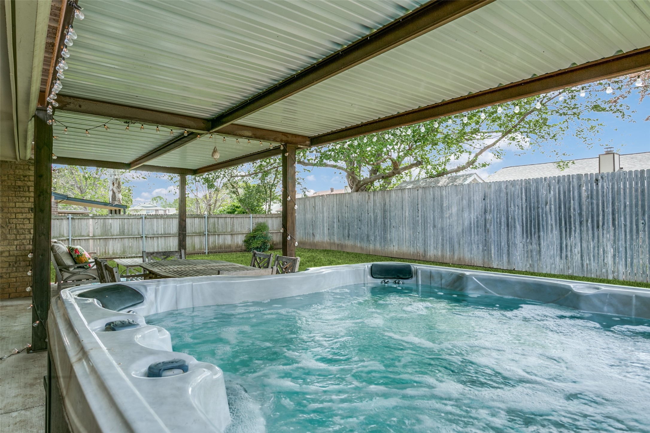 2933 Beachtree Lane