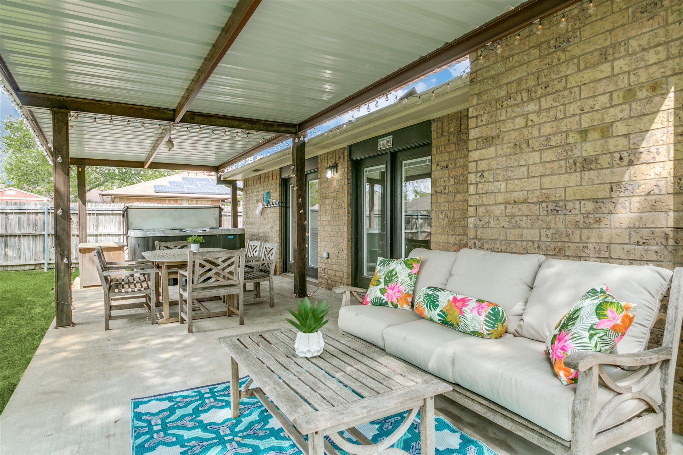 2933 Beachtree Lane
