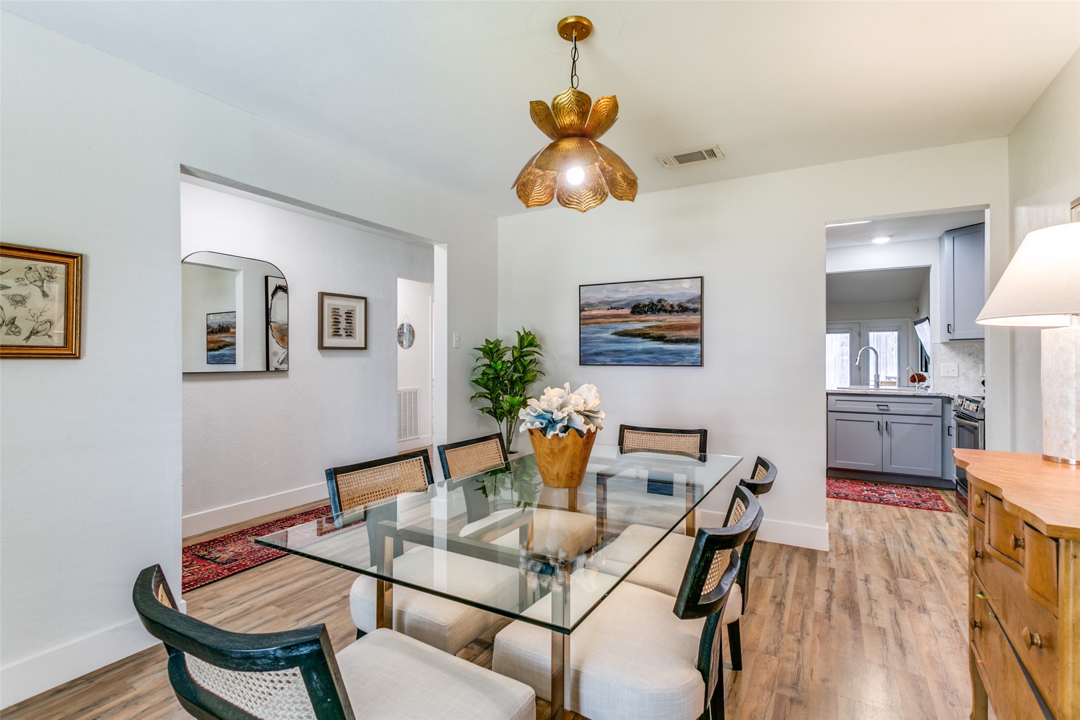 2933 Beachtree Lane