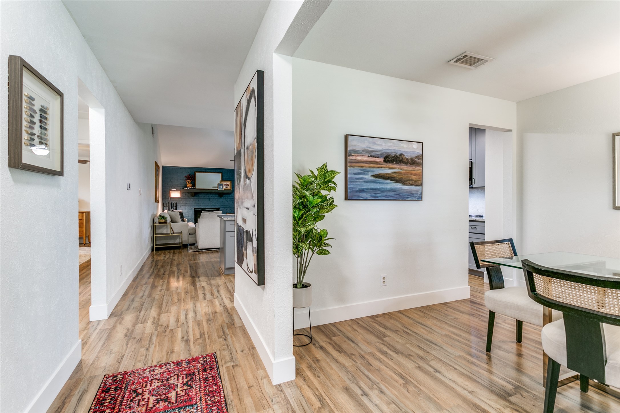 2933 Beachtree Lane