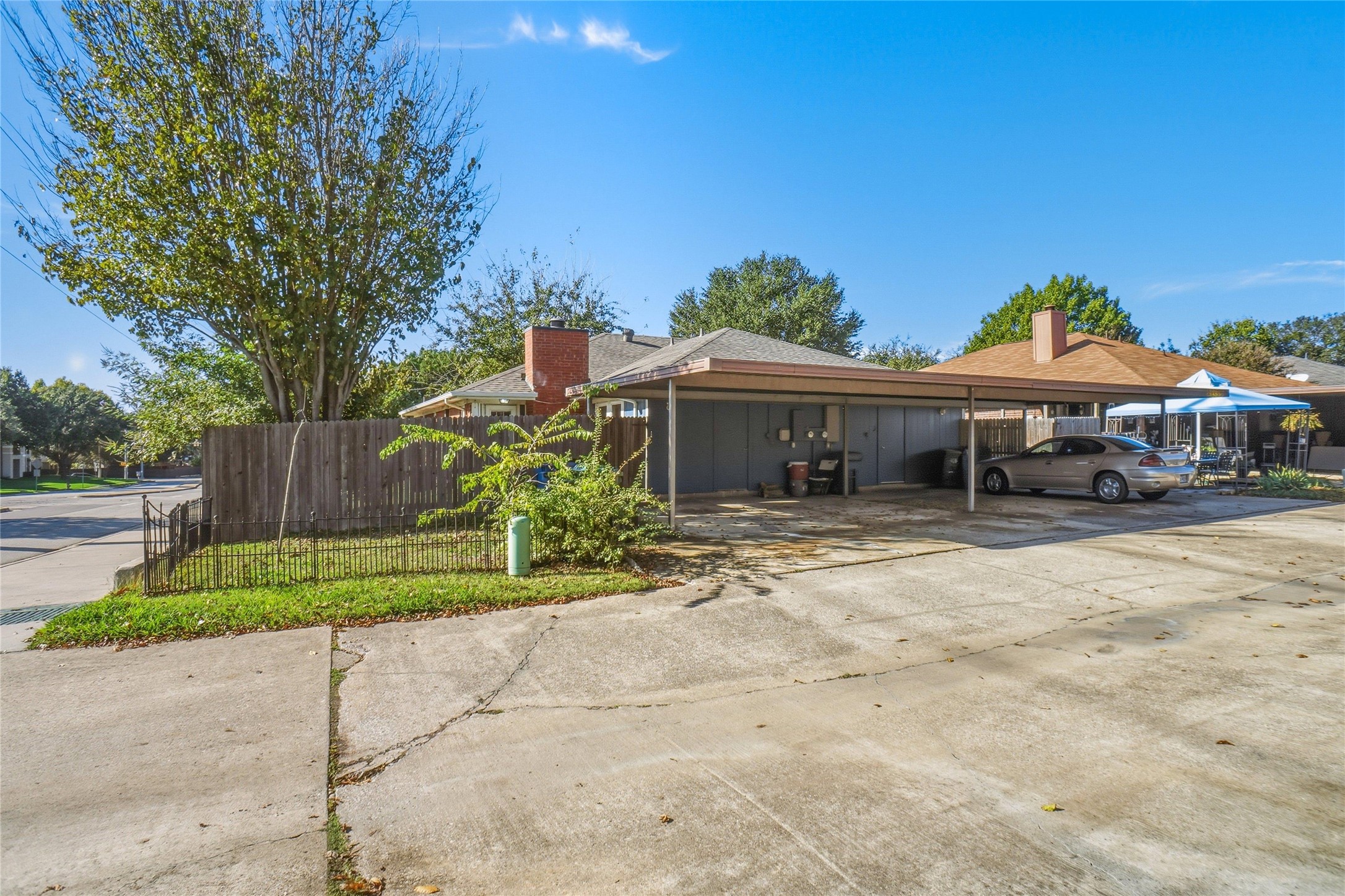 702 Michol Street