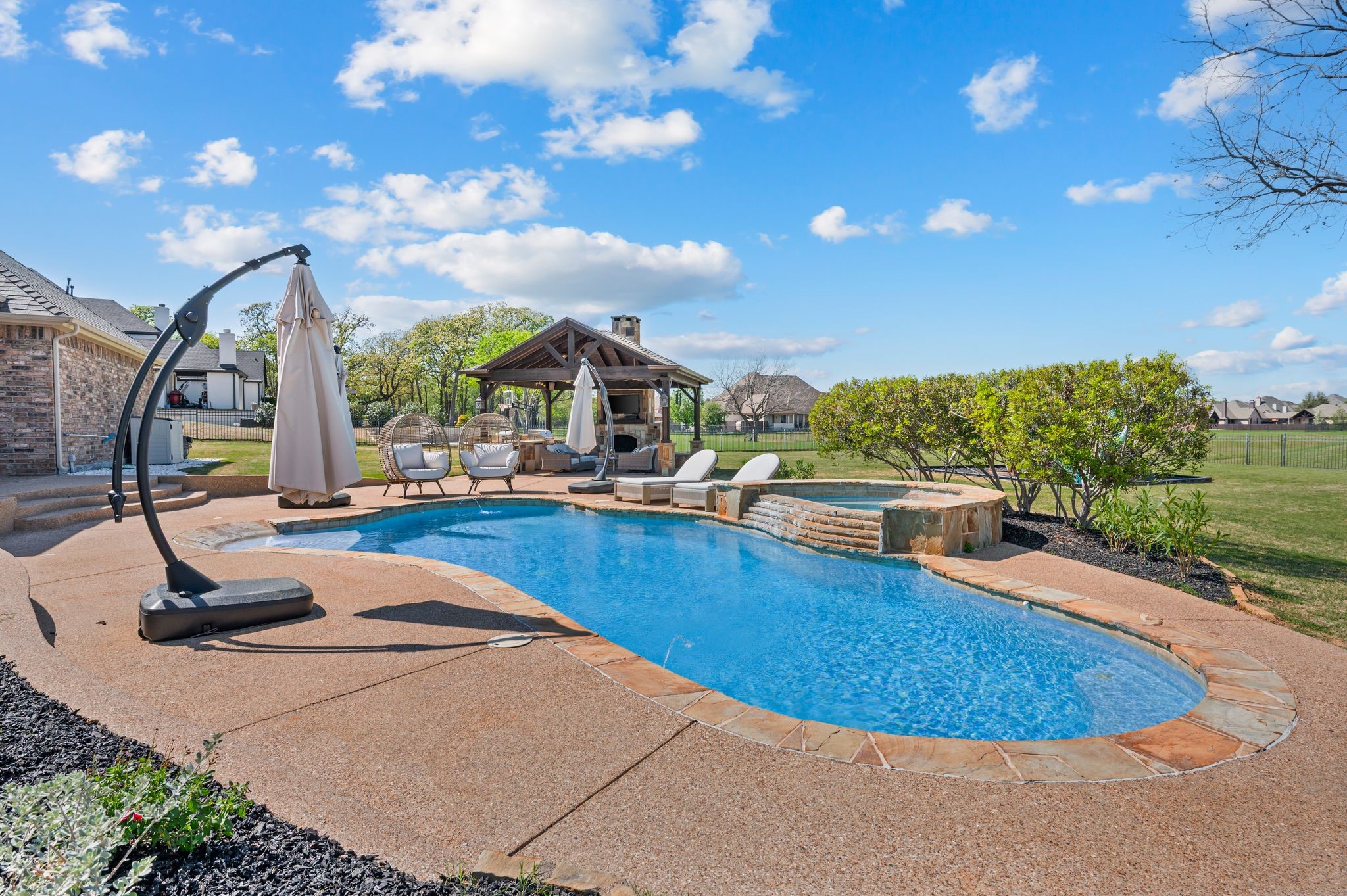 115 Eagles Peak Lane