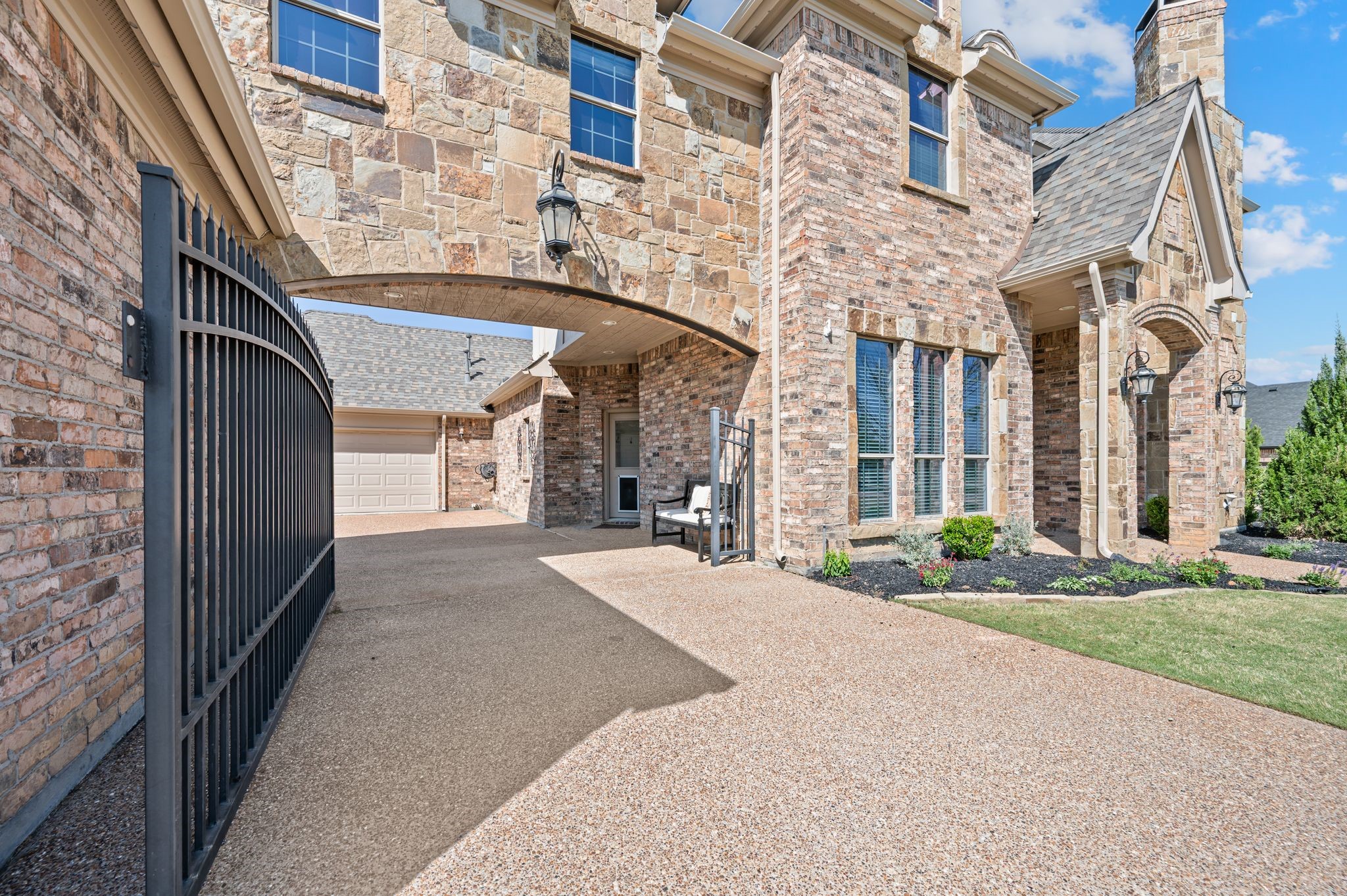 115 Eagles Peak Lane