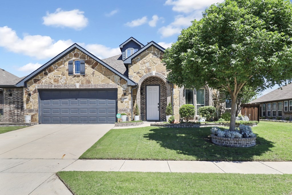 280 Armstrong Lane