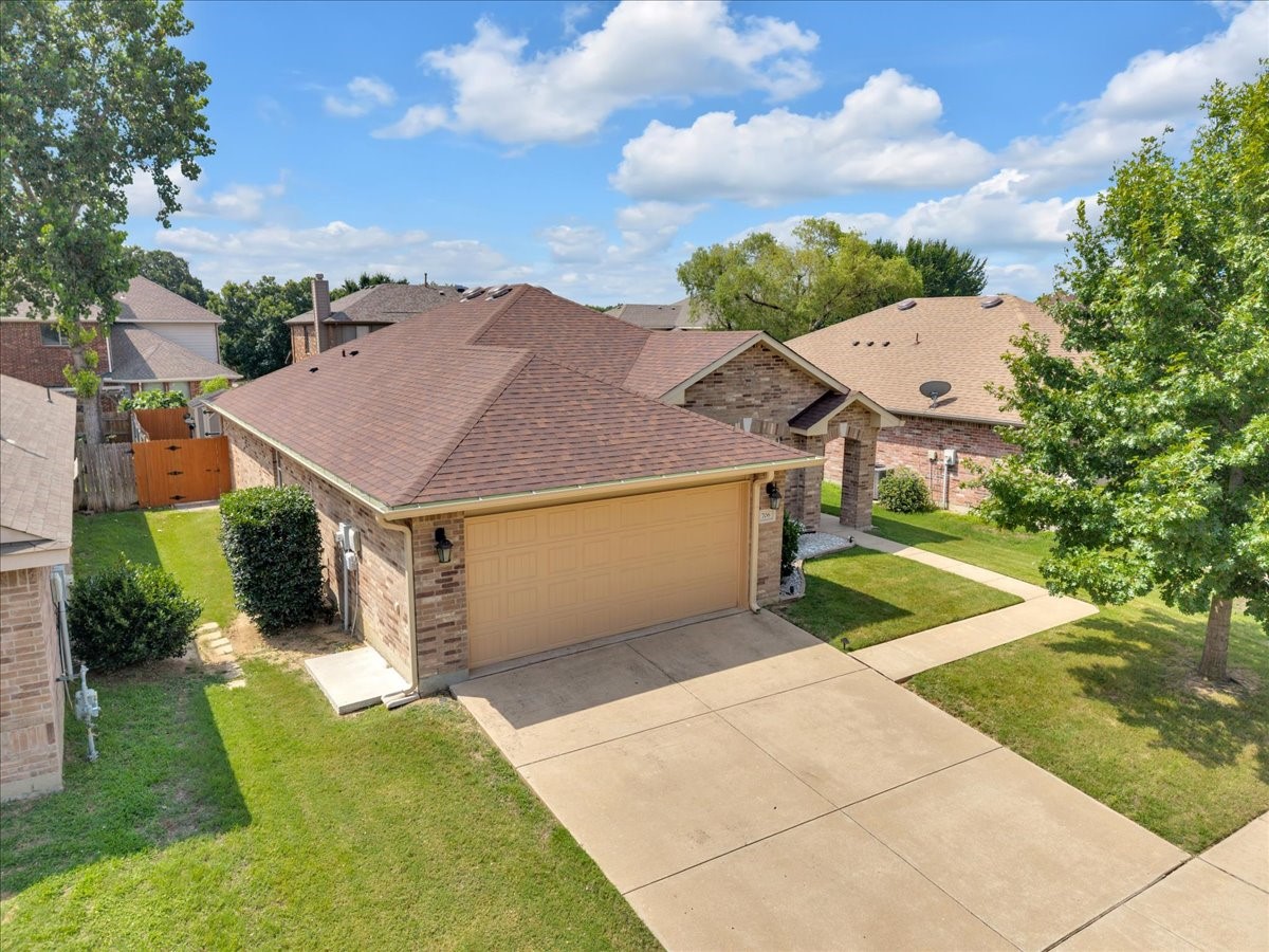 706 Cliffmere Drive