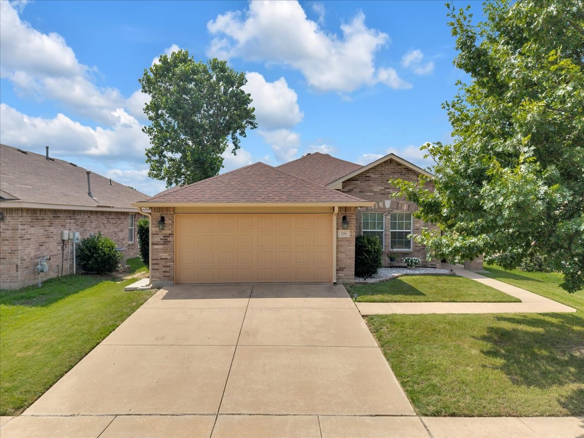 706 Cliffmere Drive
