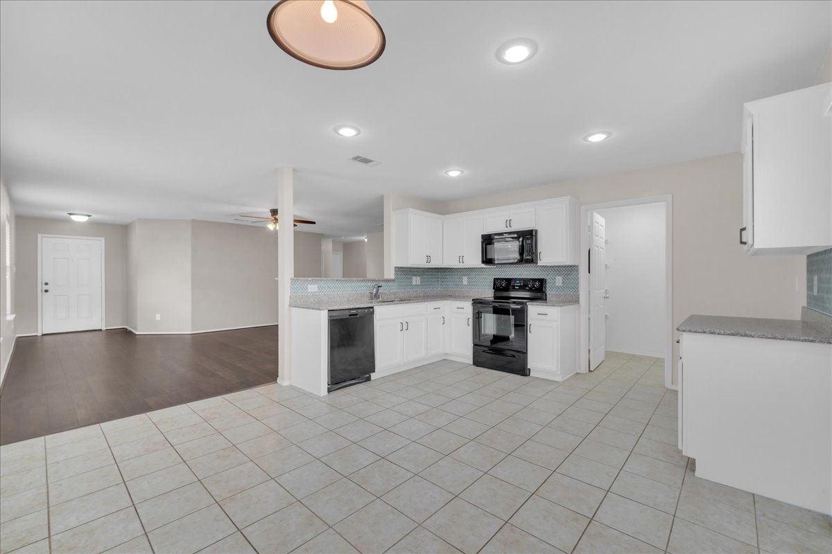 706 Cliffmere Drive