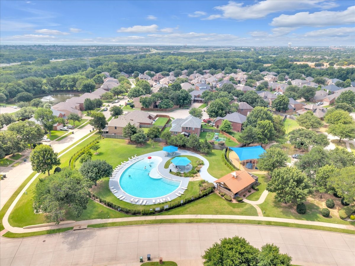 706 Cliffmere Drive