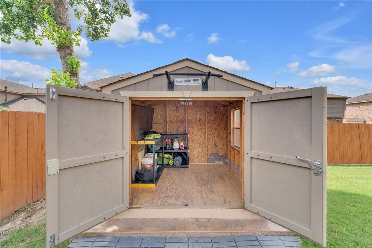 706 Cliffmere Drive