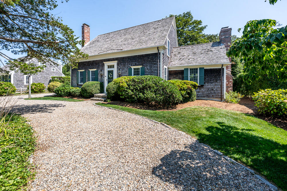 1016 W West Yarmouth Road, Yarmouth Port