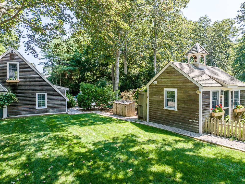 1016 W West Yarmouth Road, Yarmouth Port