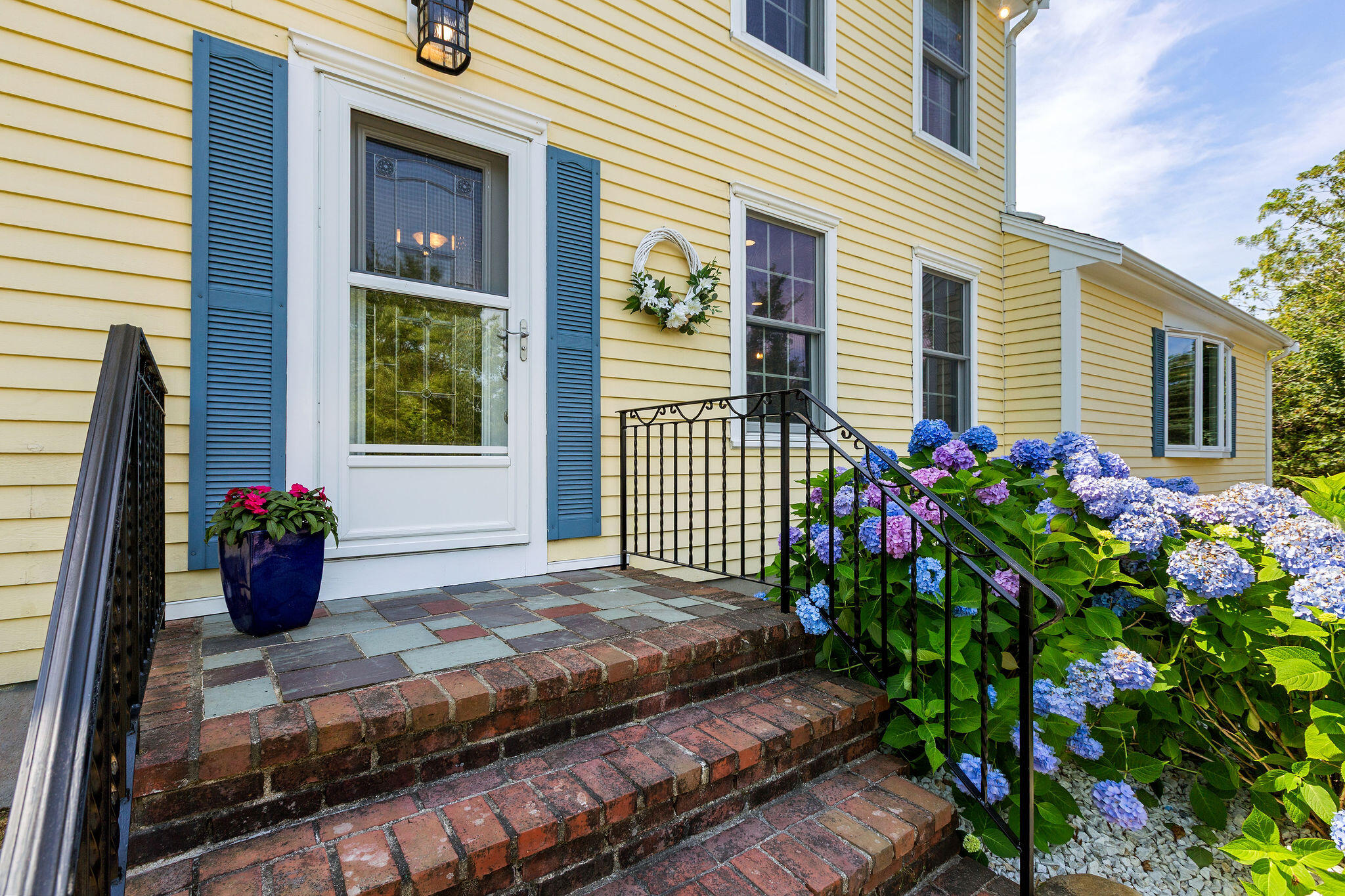10 Briarfield Road