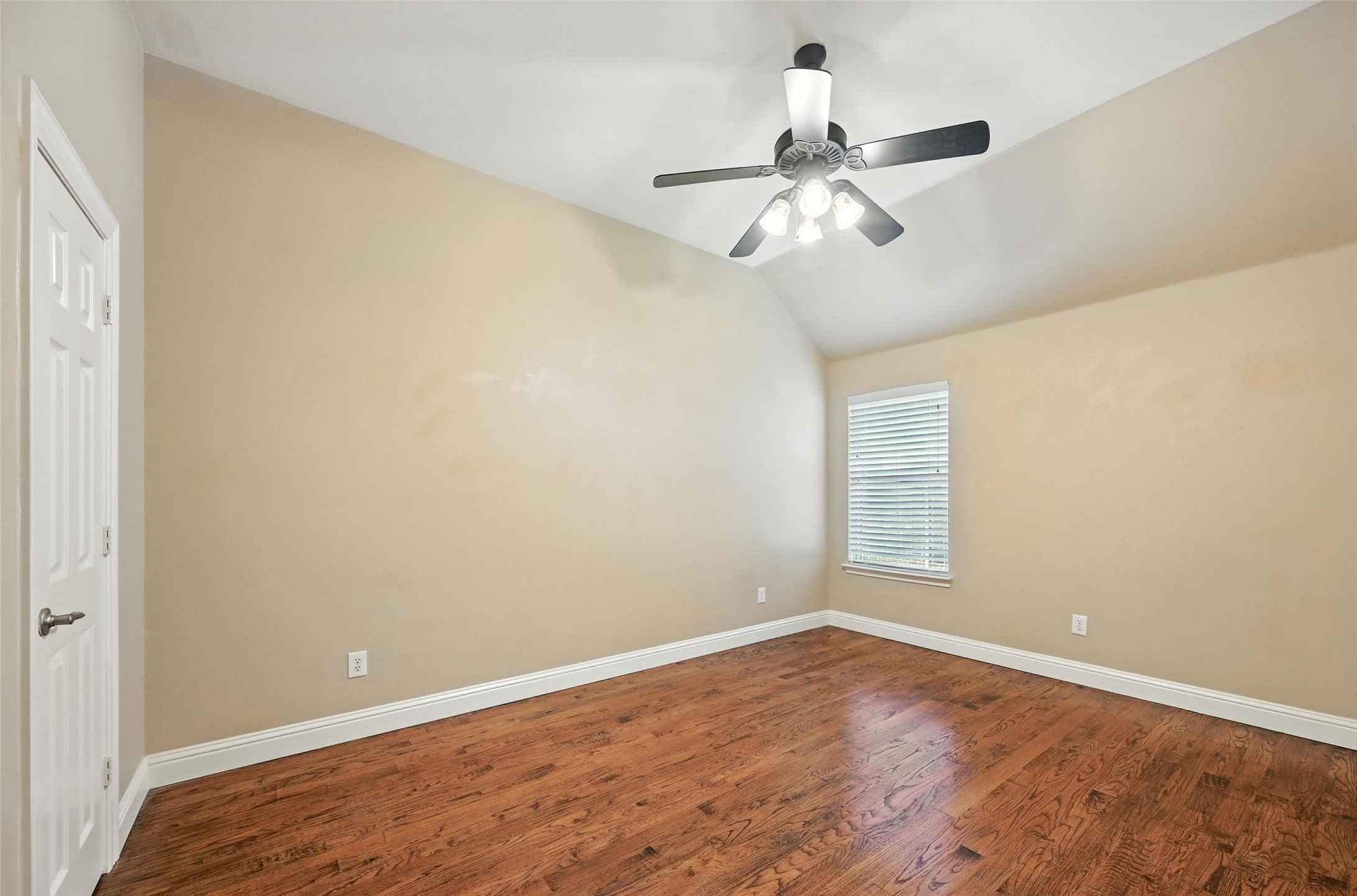 11762 Kingsville Drive