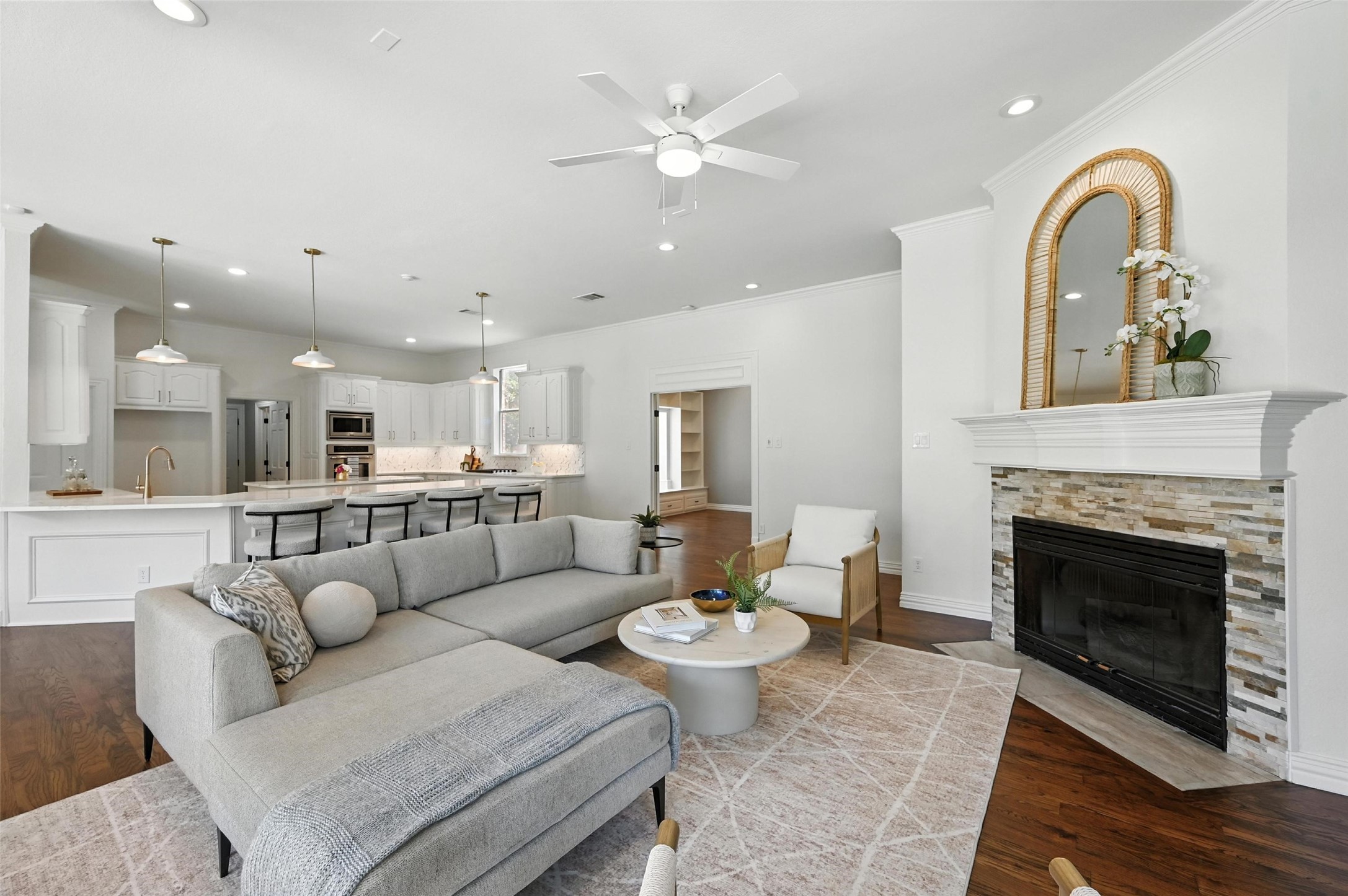 350 Silverwood Circle