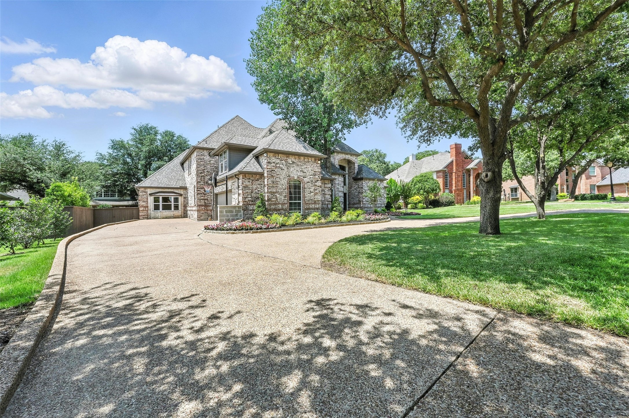 350 Silverwood Circle